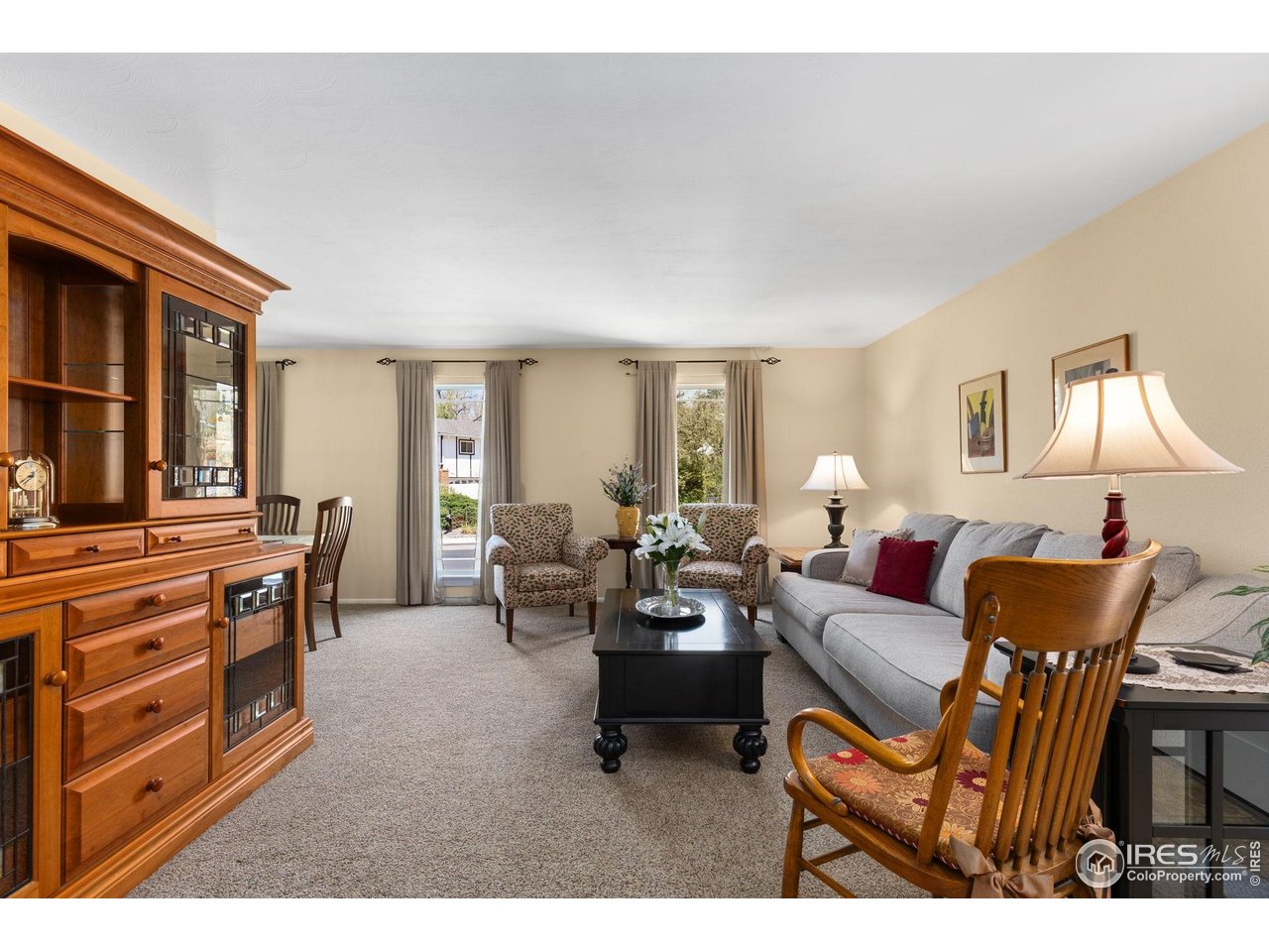 1455 Hilltop Dr Longmont