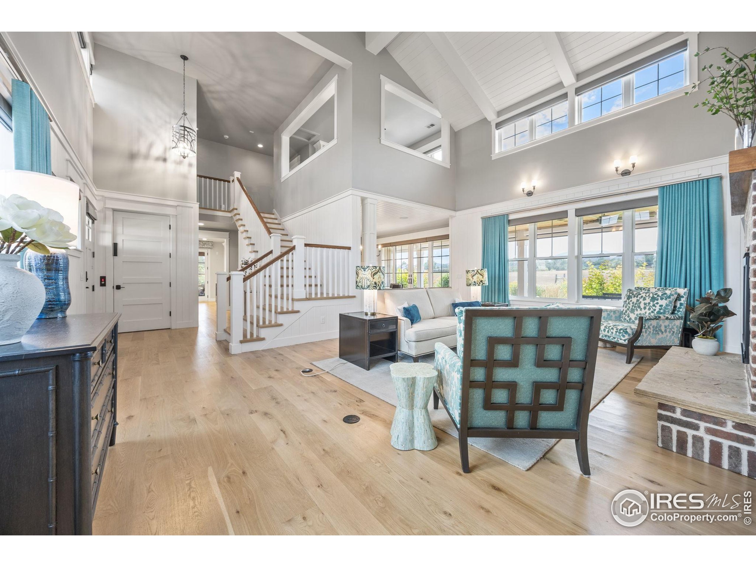 5794 Jackdaw Dr