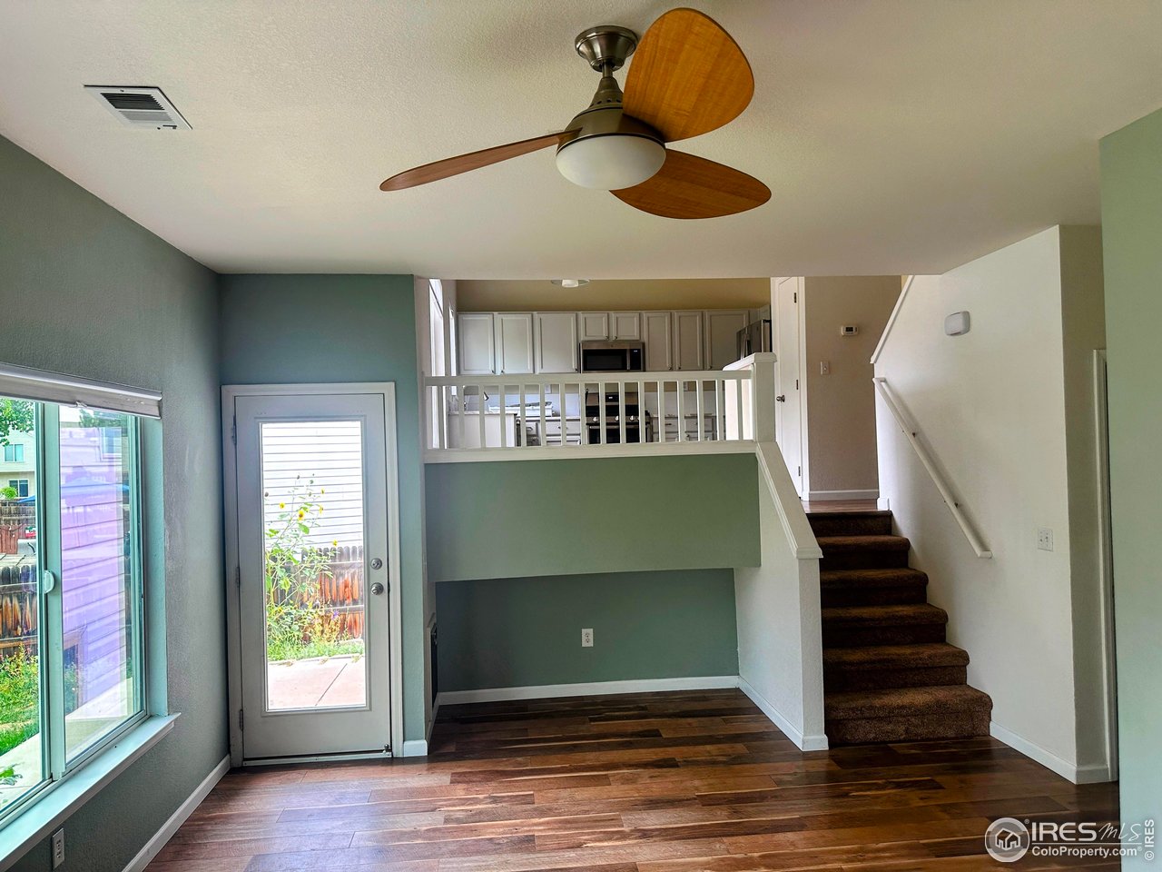 1451 Wildrose Dr