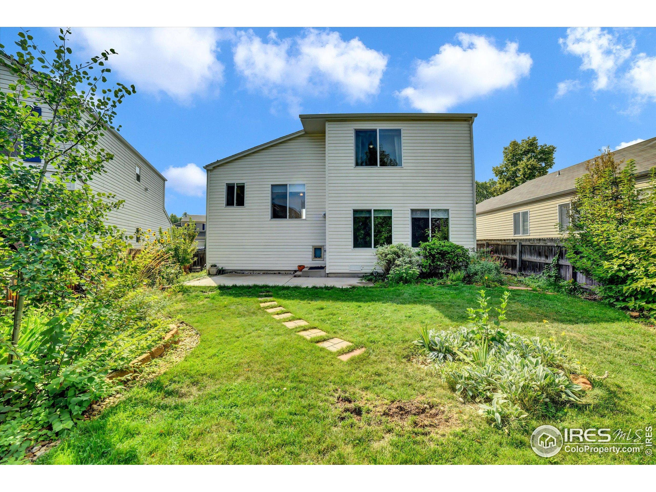 1451 Wildrose Dr