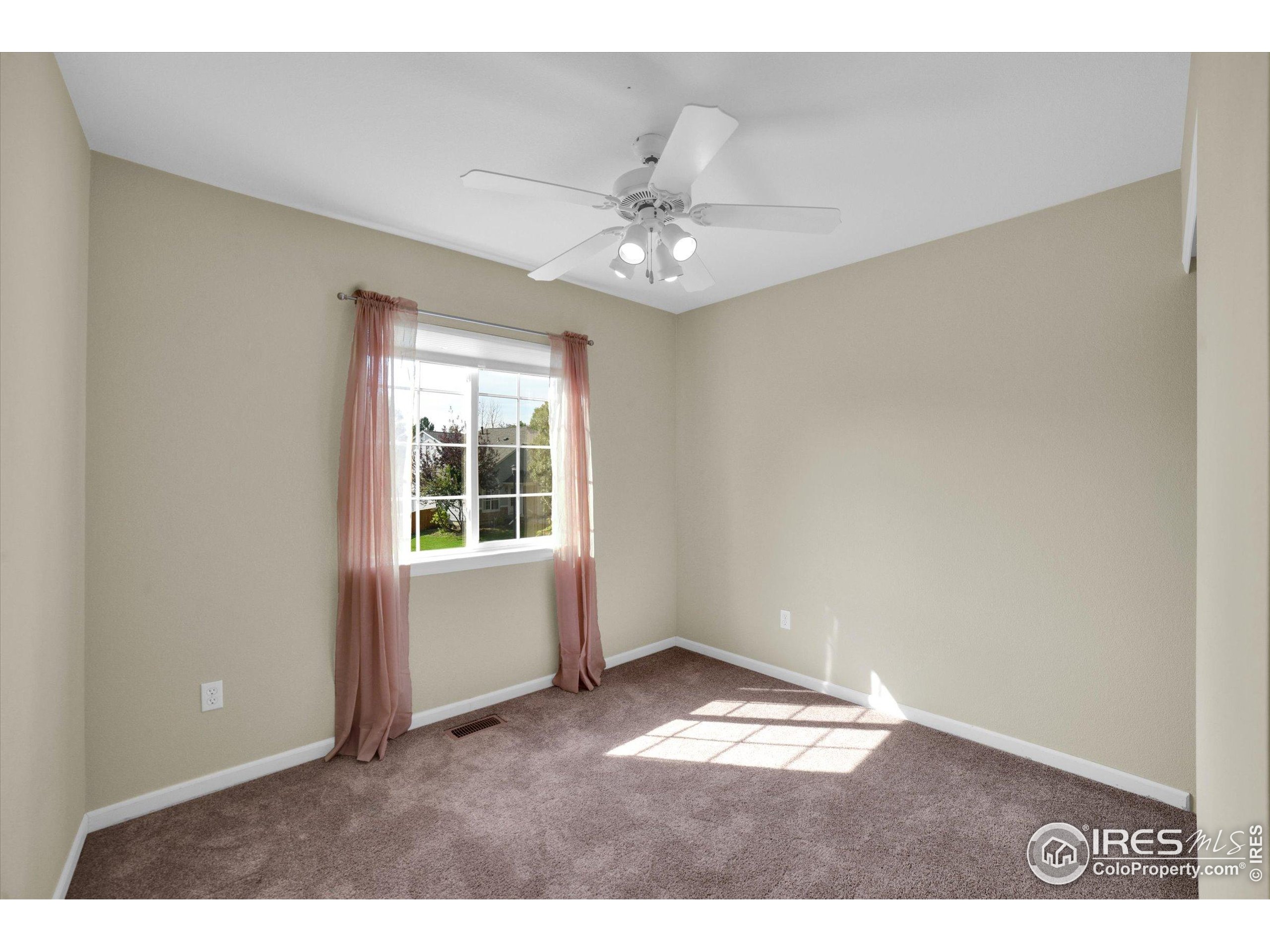 1451 Wildrose Dr