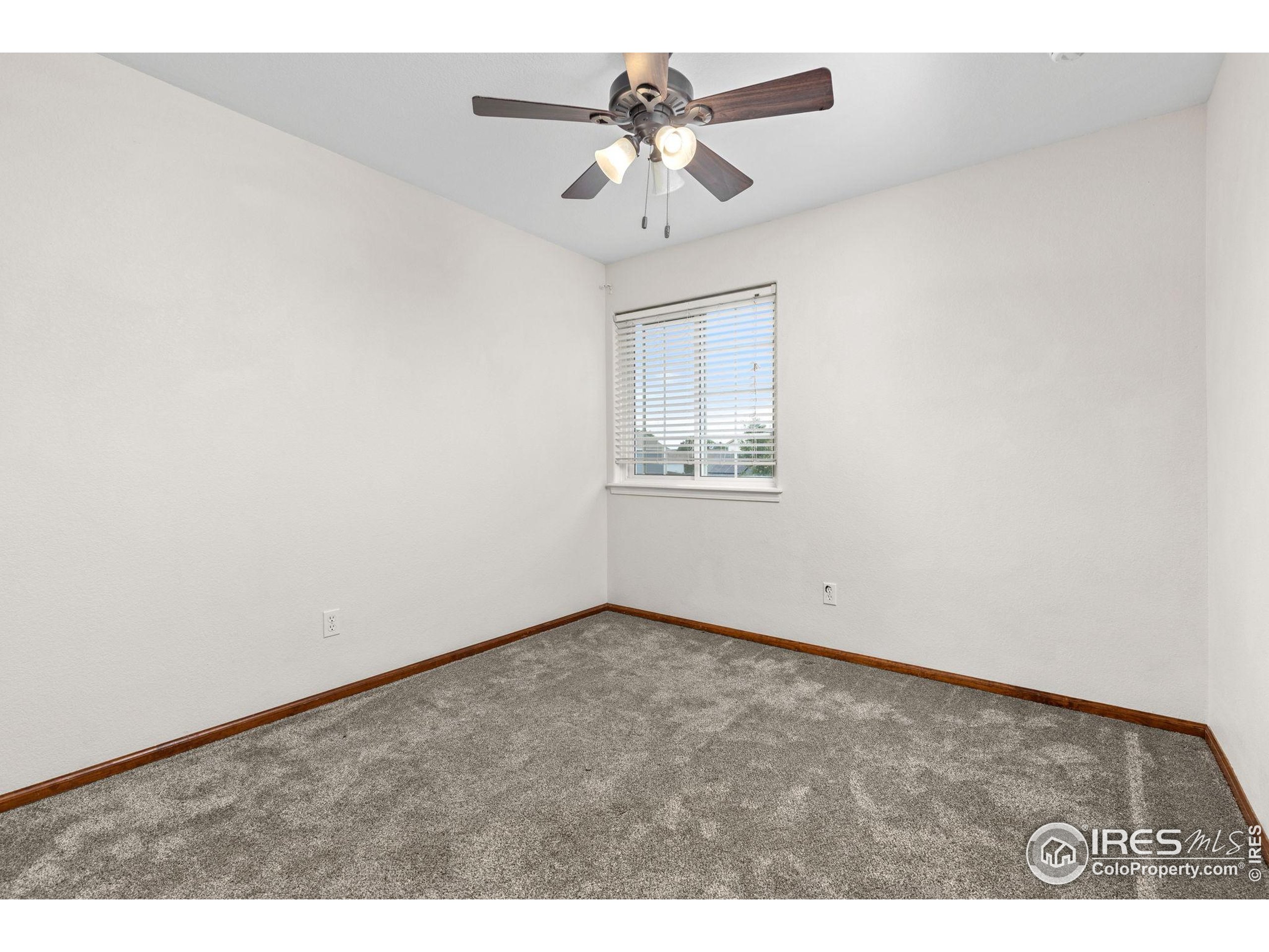 84 Meeker Ln