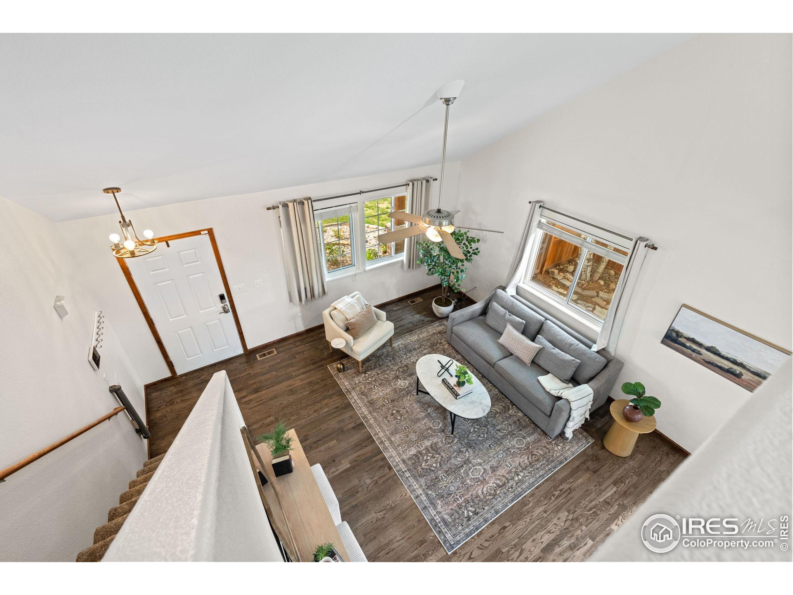 84 Meeker Ln