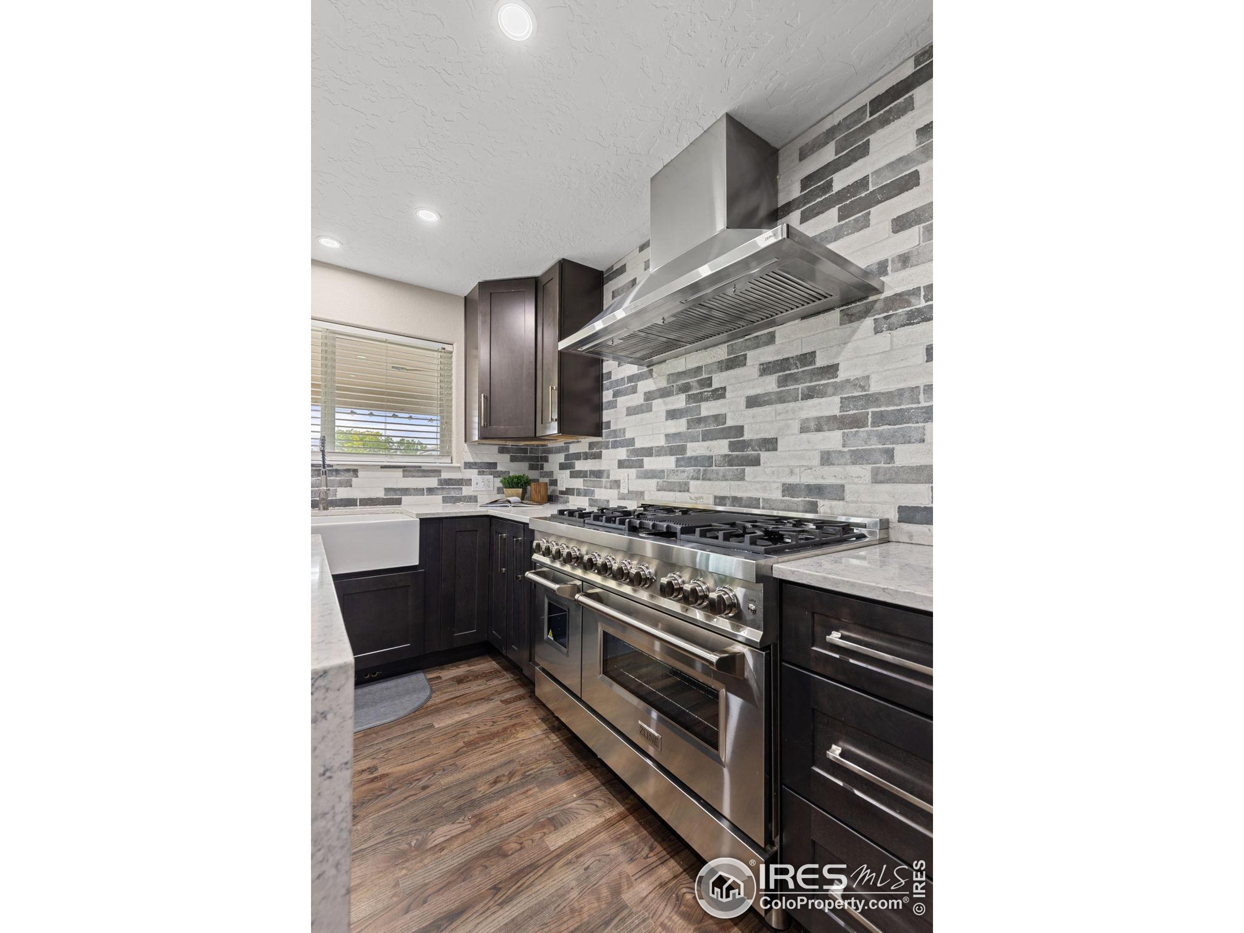 84 Meeker Ln