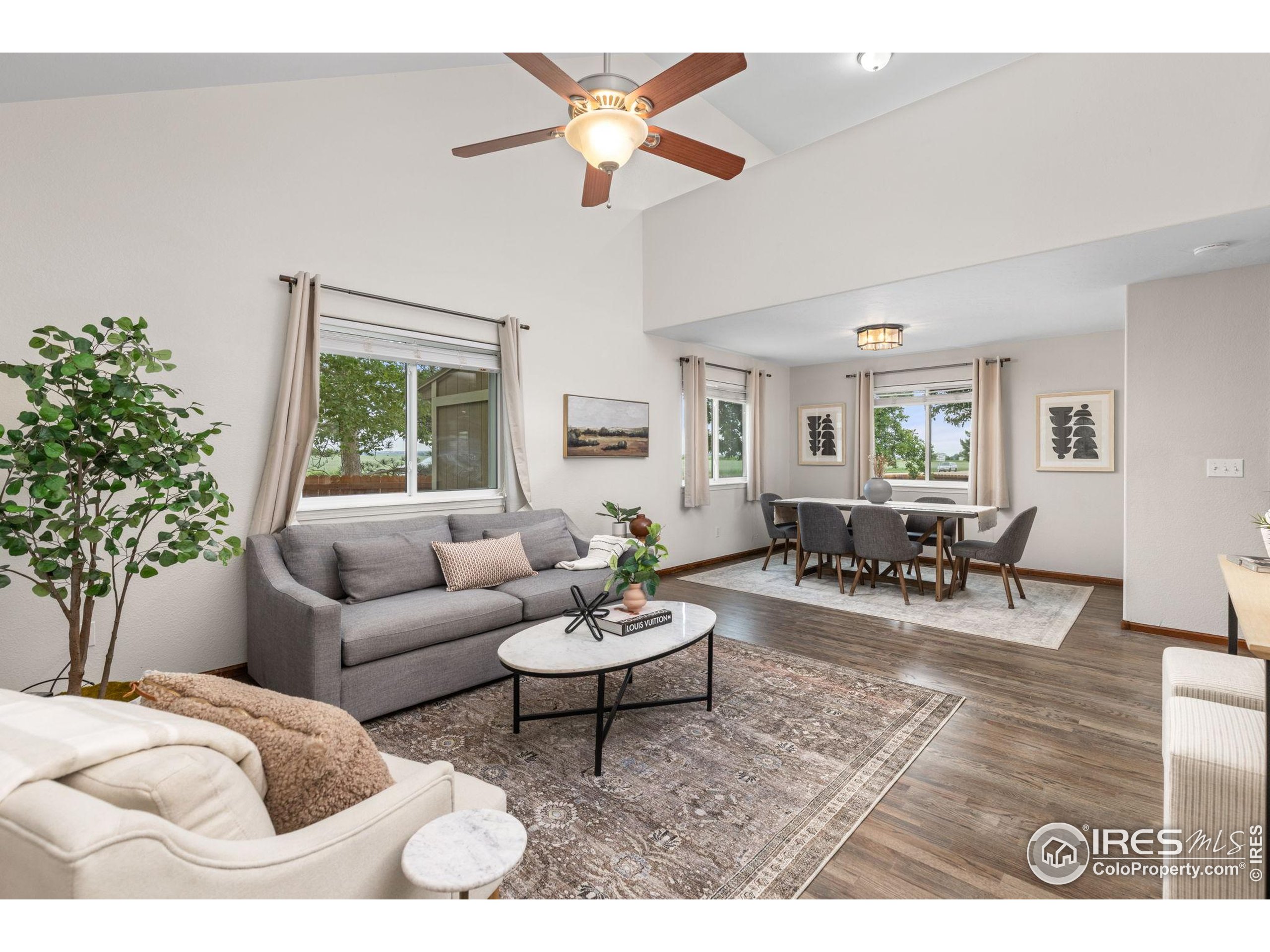 84 Meeker Ln