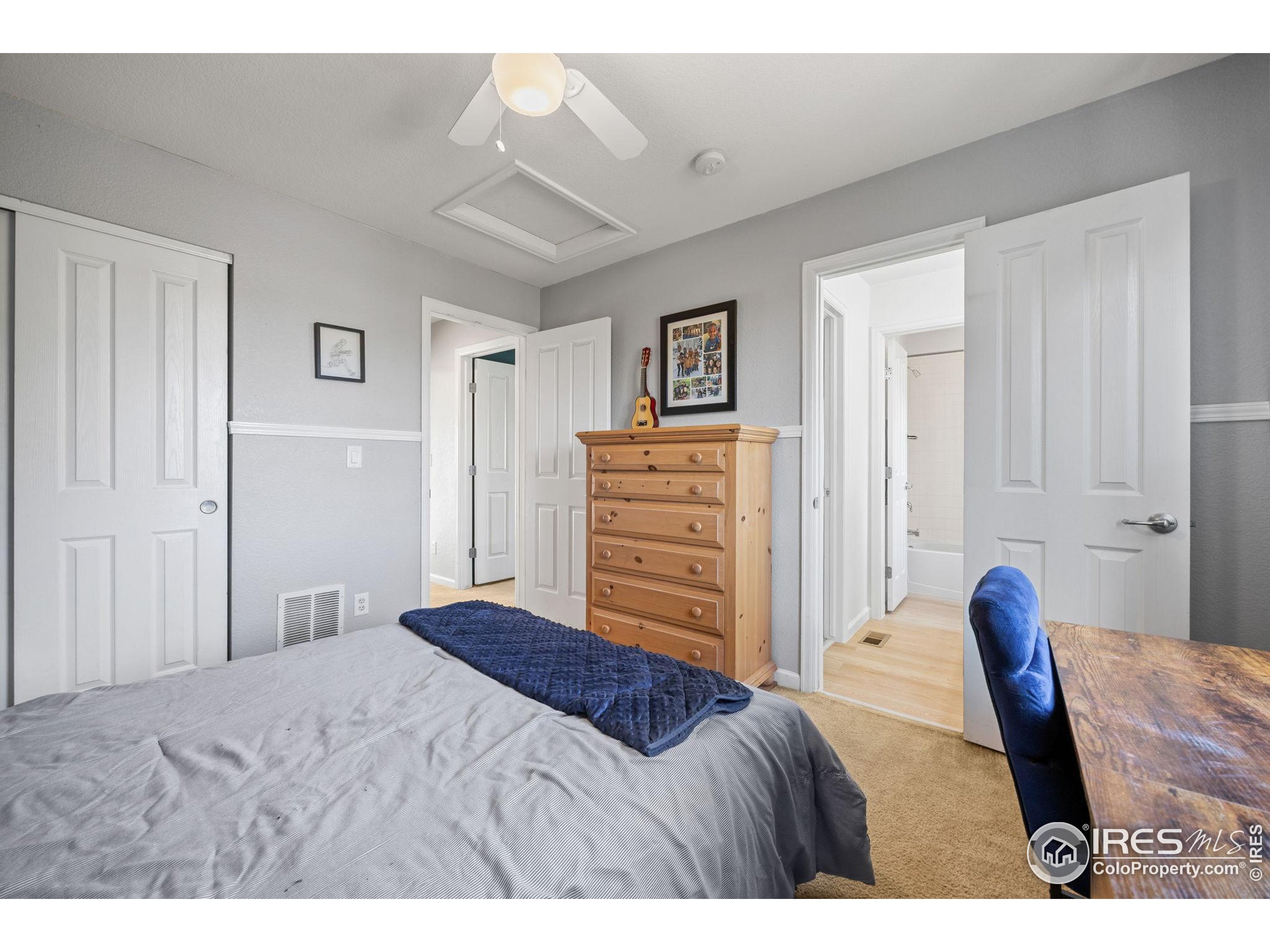 7003 Sculpin Ct