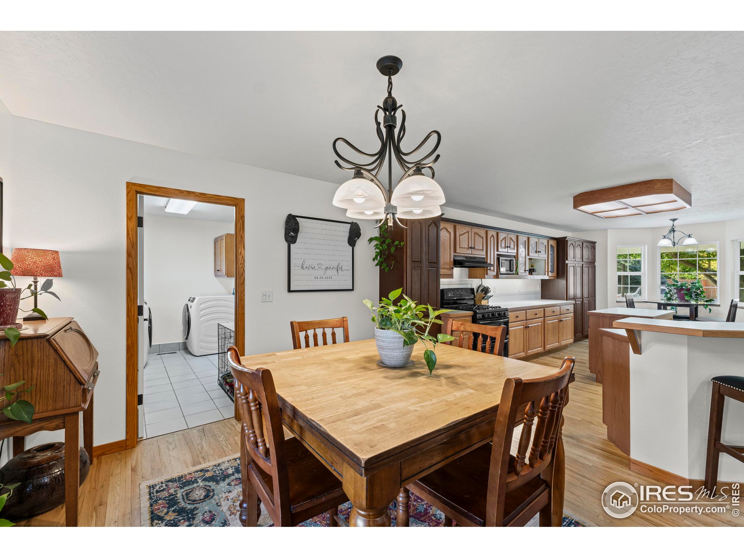 1325 2nd St Rd
