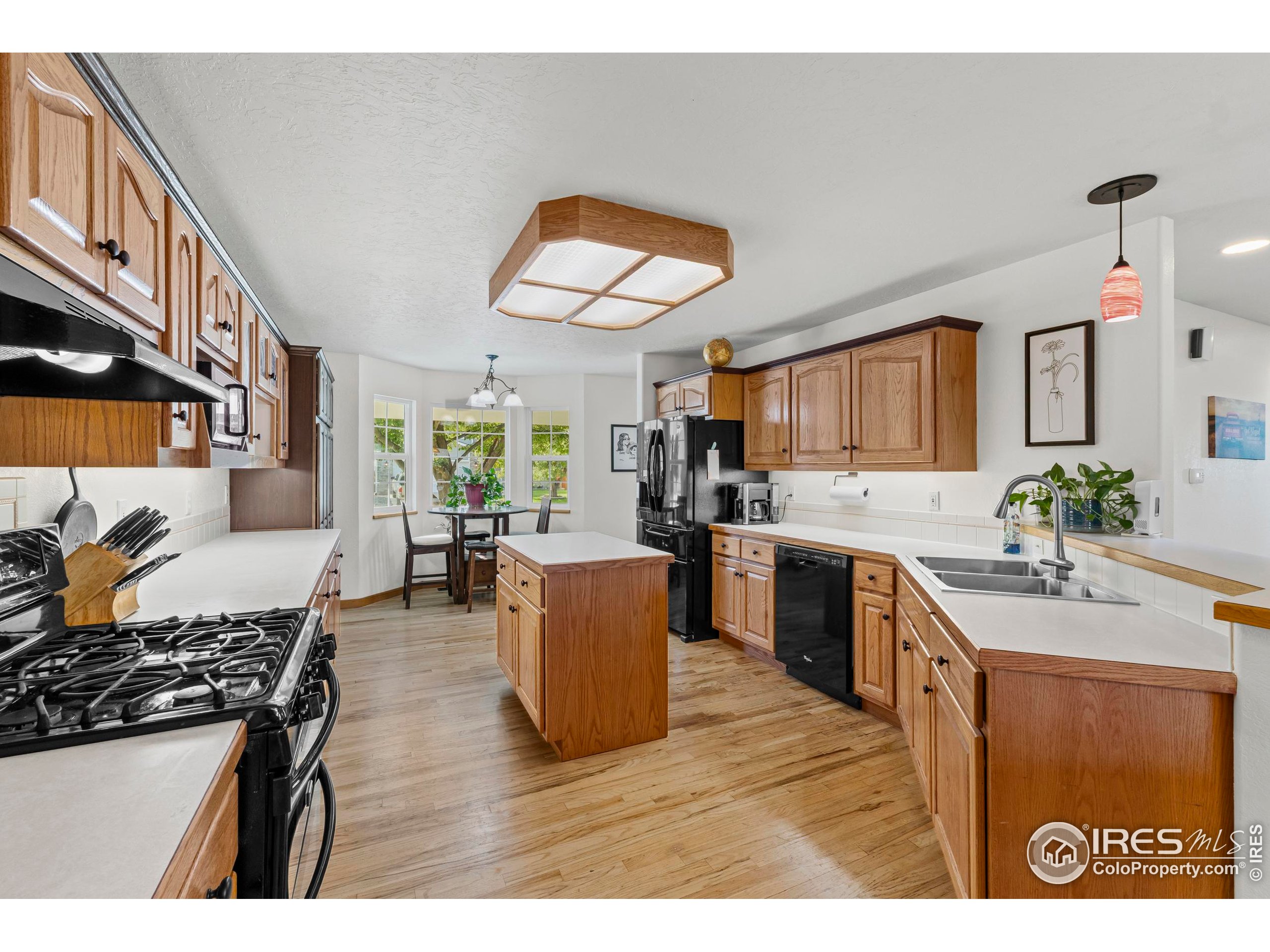 1325 2nd St Rd