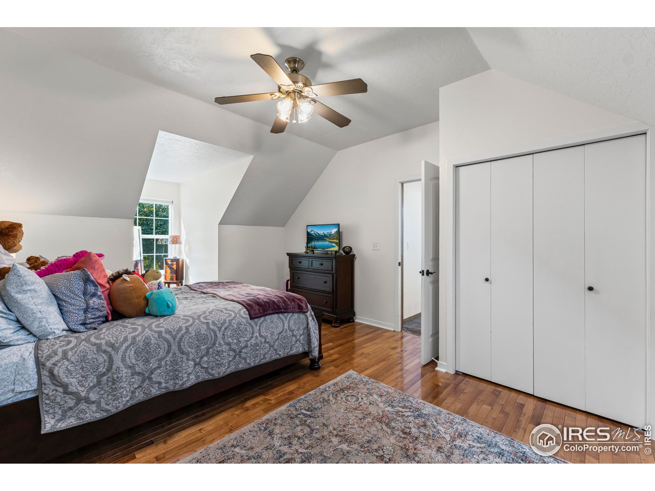 1325 2nd St Rd