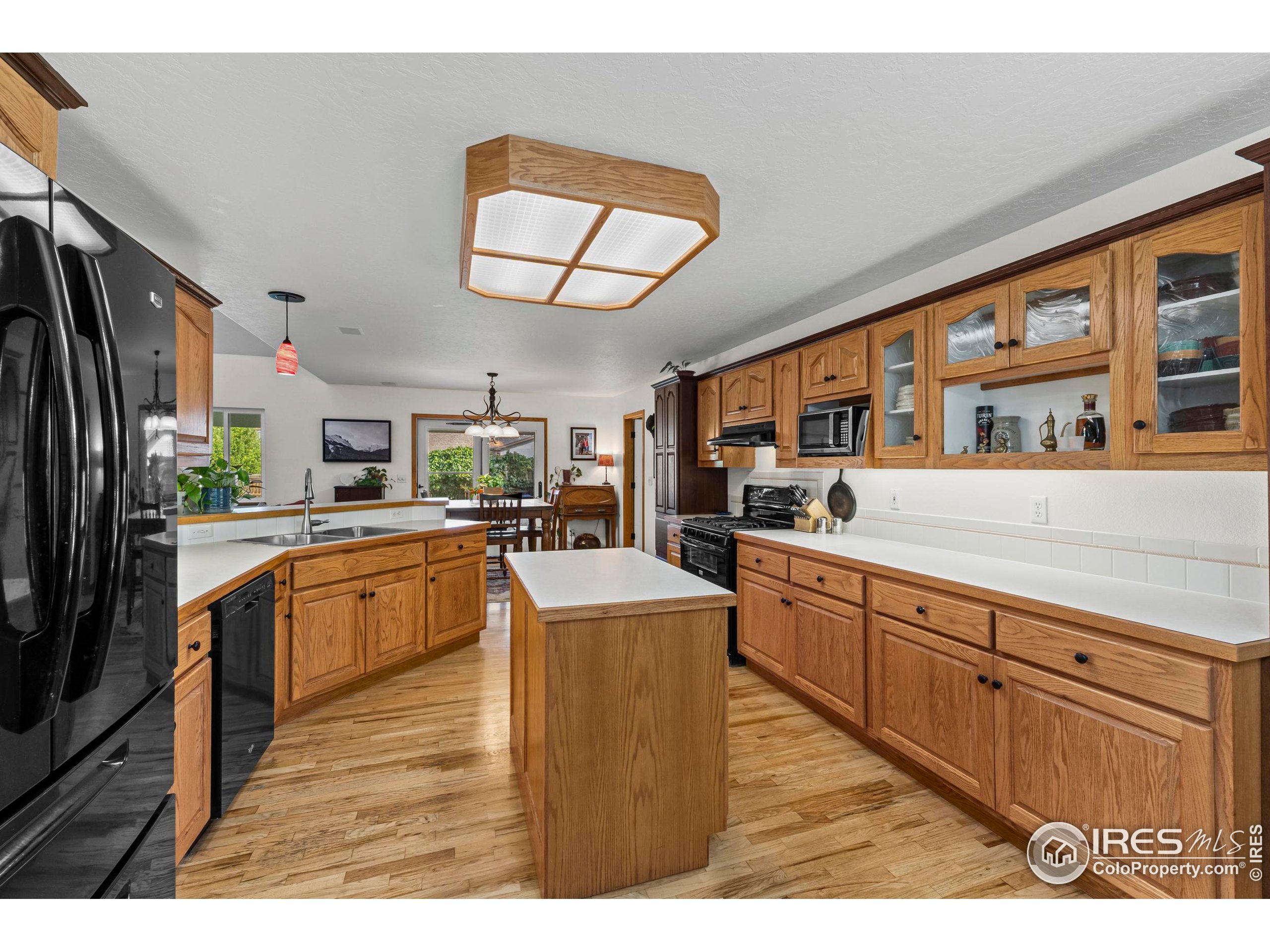 1325 2nd St Rd