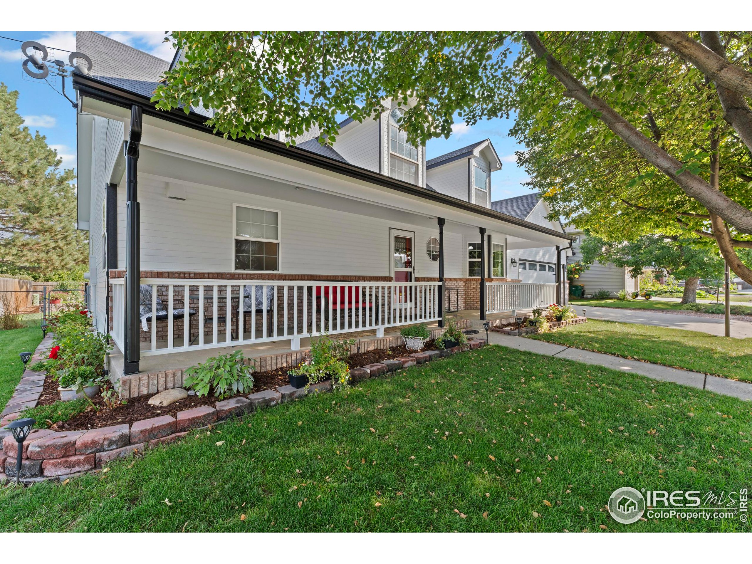 1325 2nd St Rd