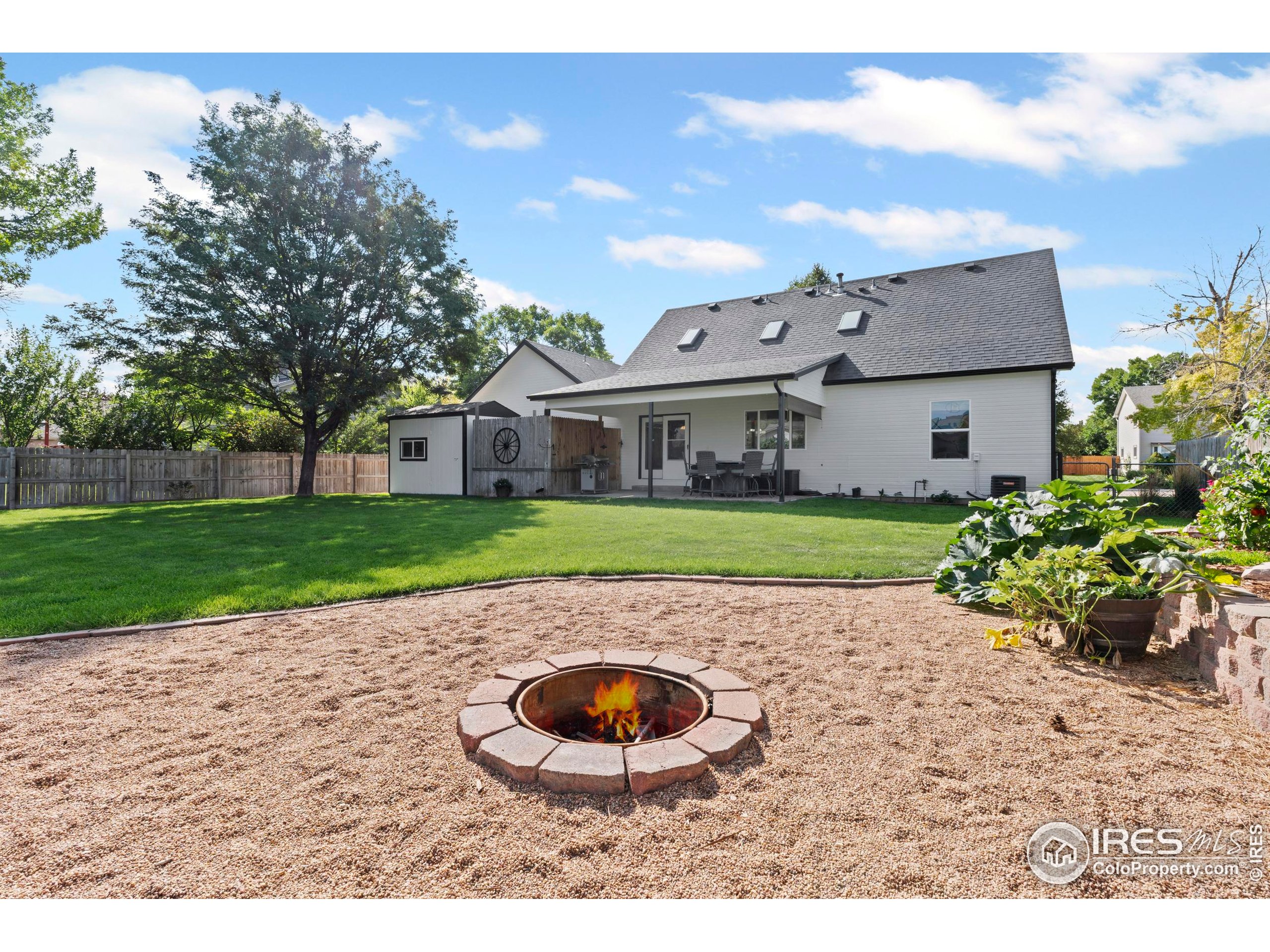 1325 2nd St Rd