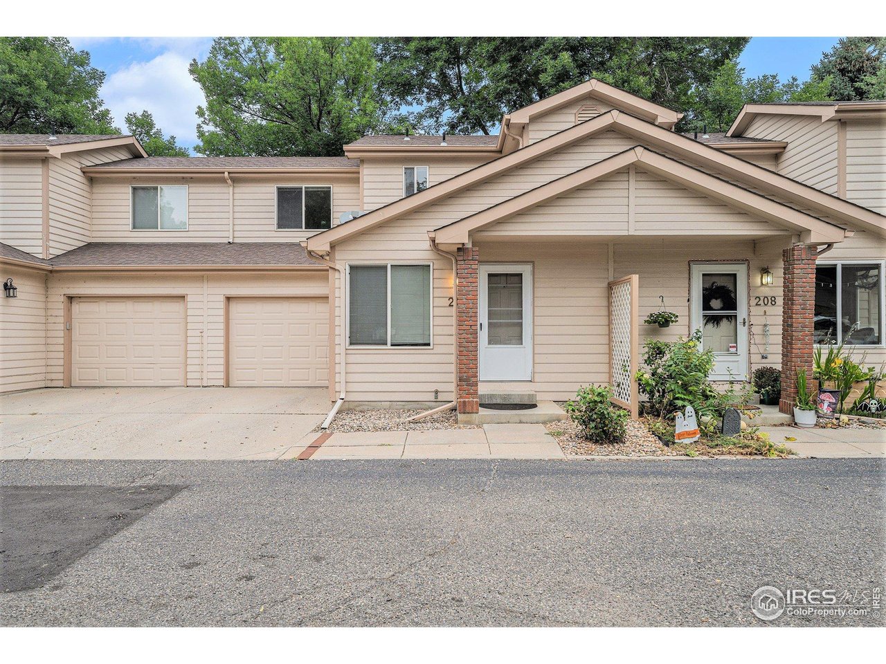 206 Dean Cir Loveland