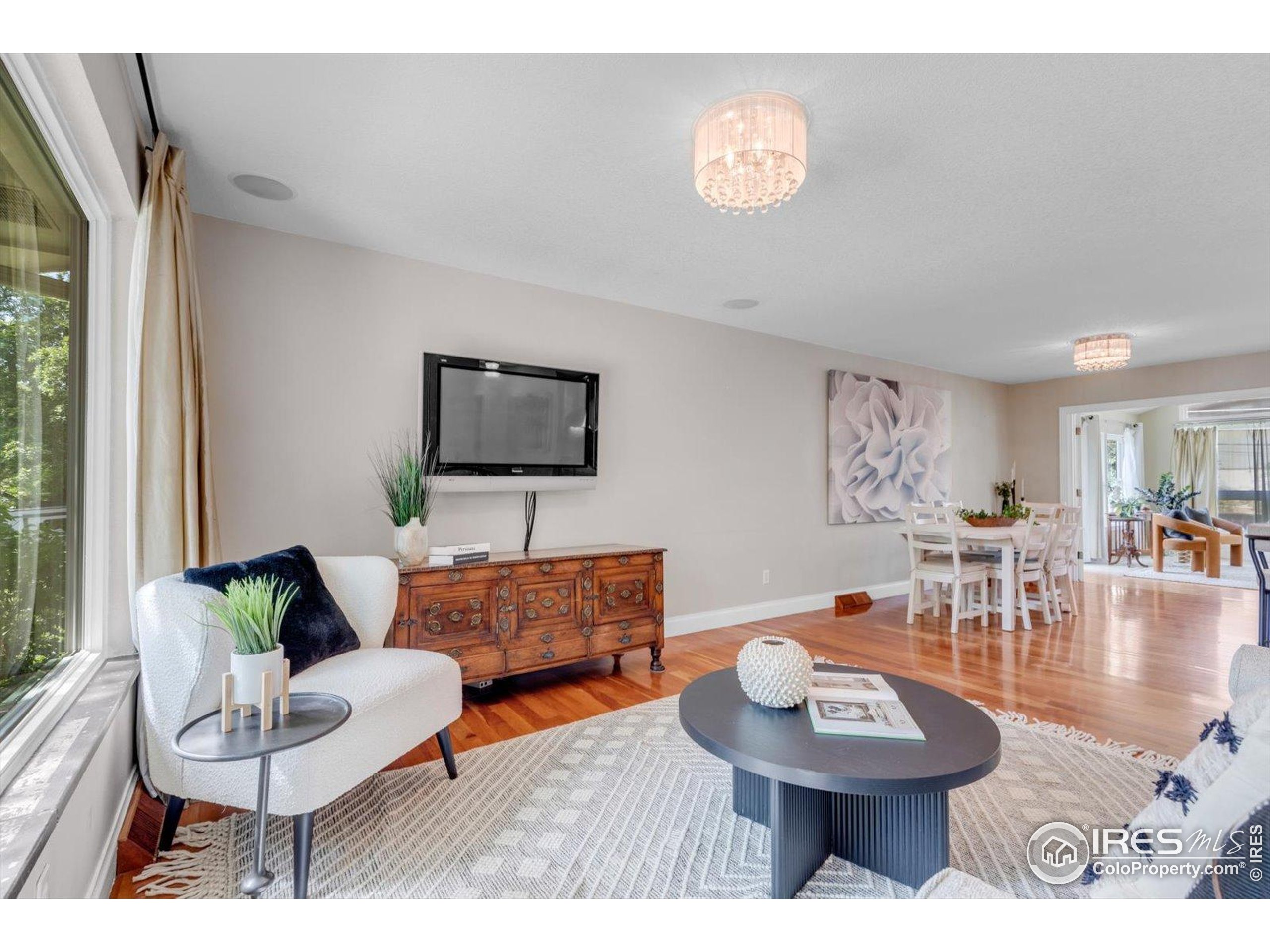 1505 Kendall Dr