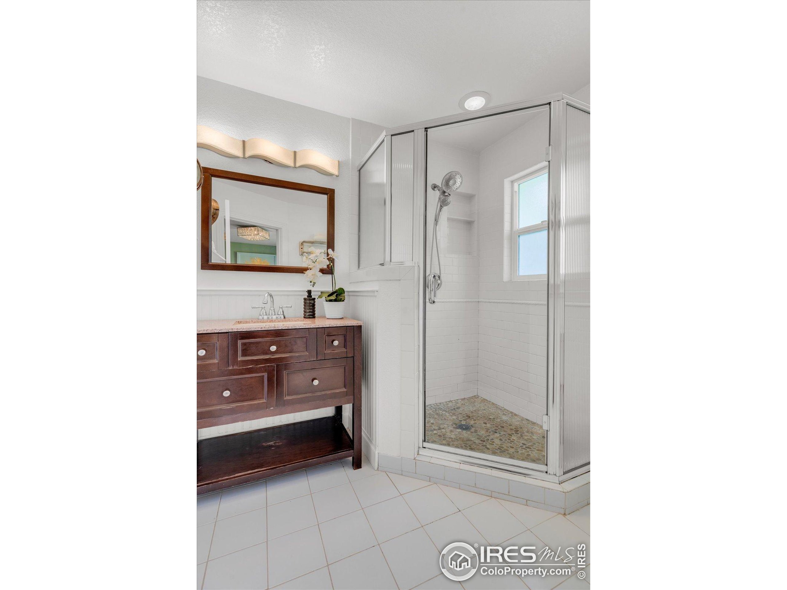 1505 Kendall Dr