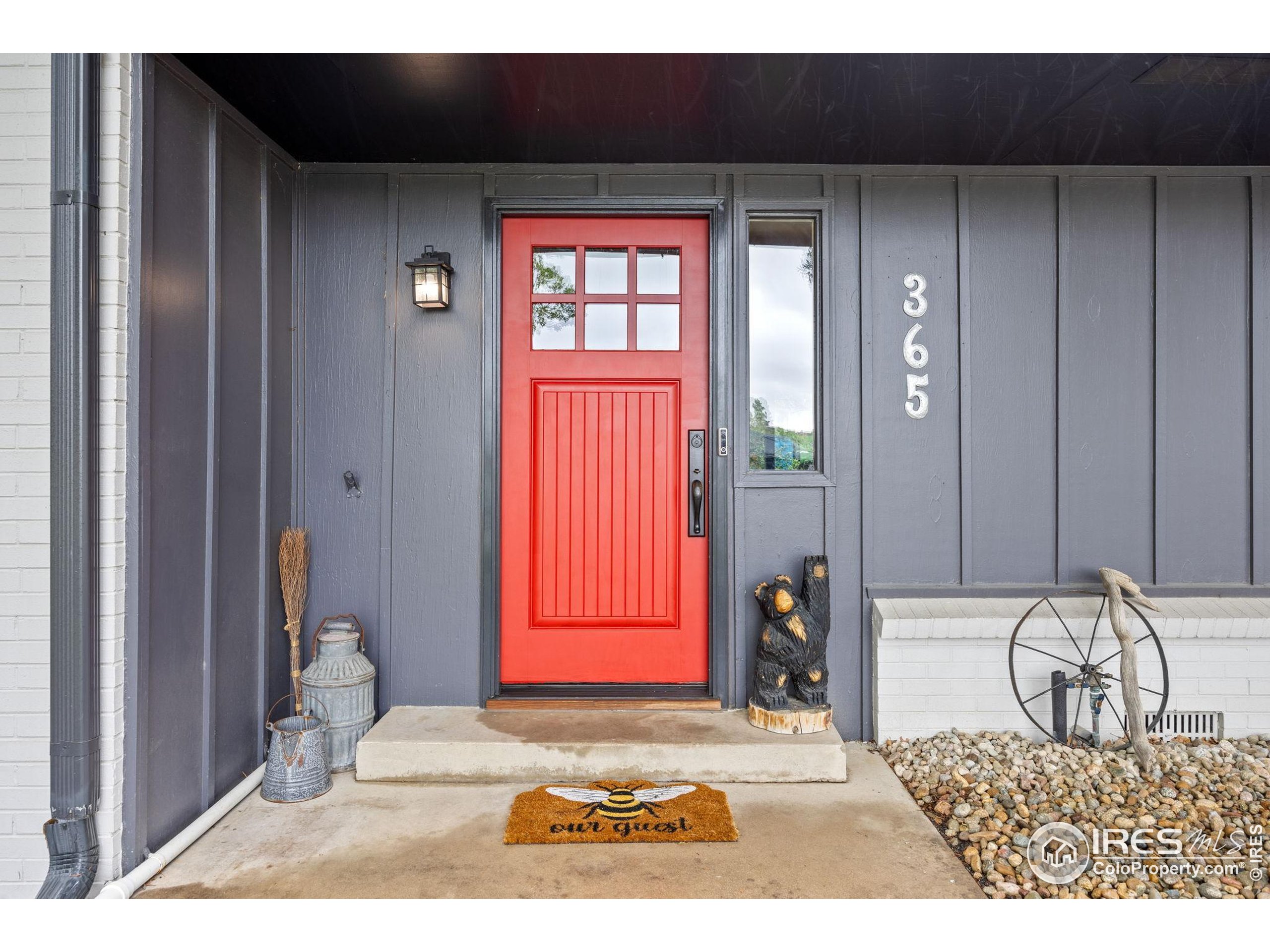 365 Mohawk Dr