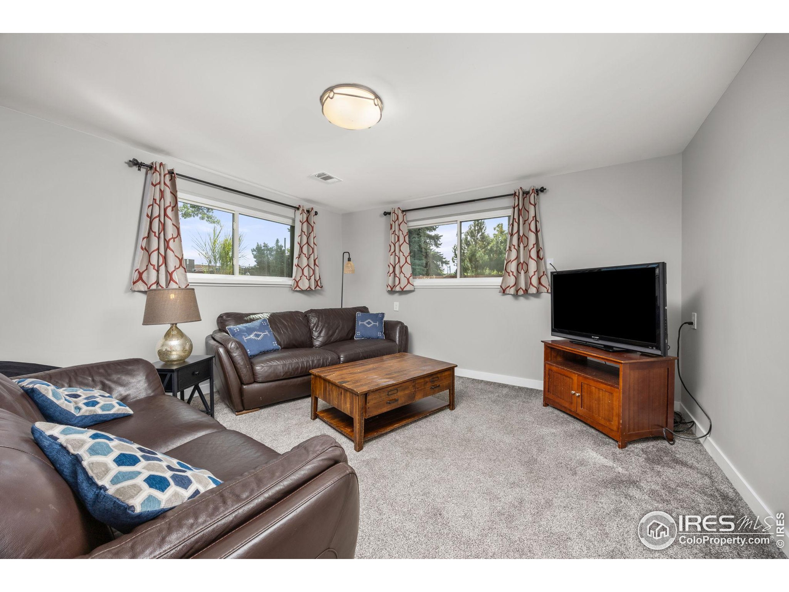 365 Mohawk Dr