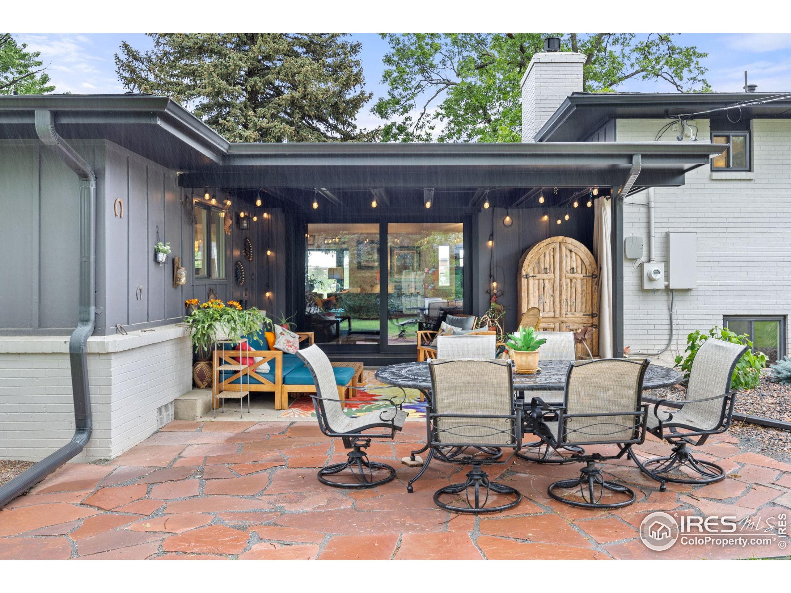 365 Mohawk Dr