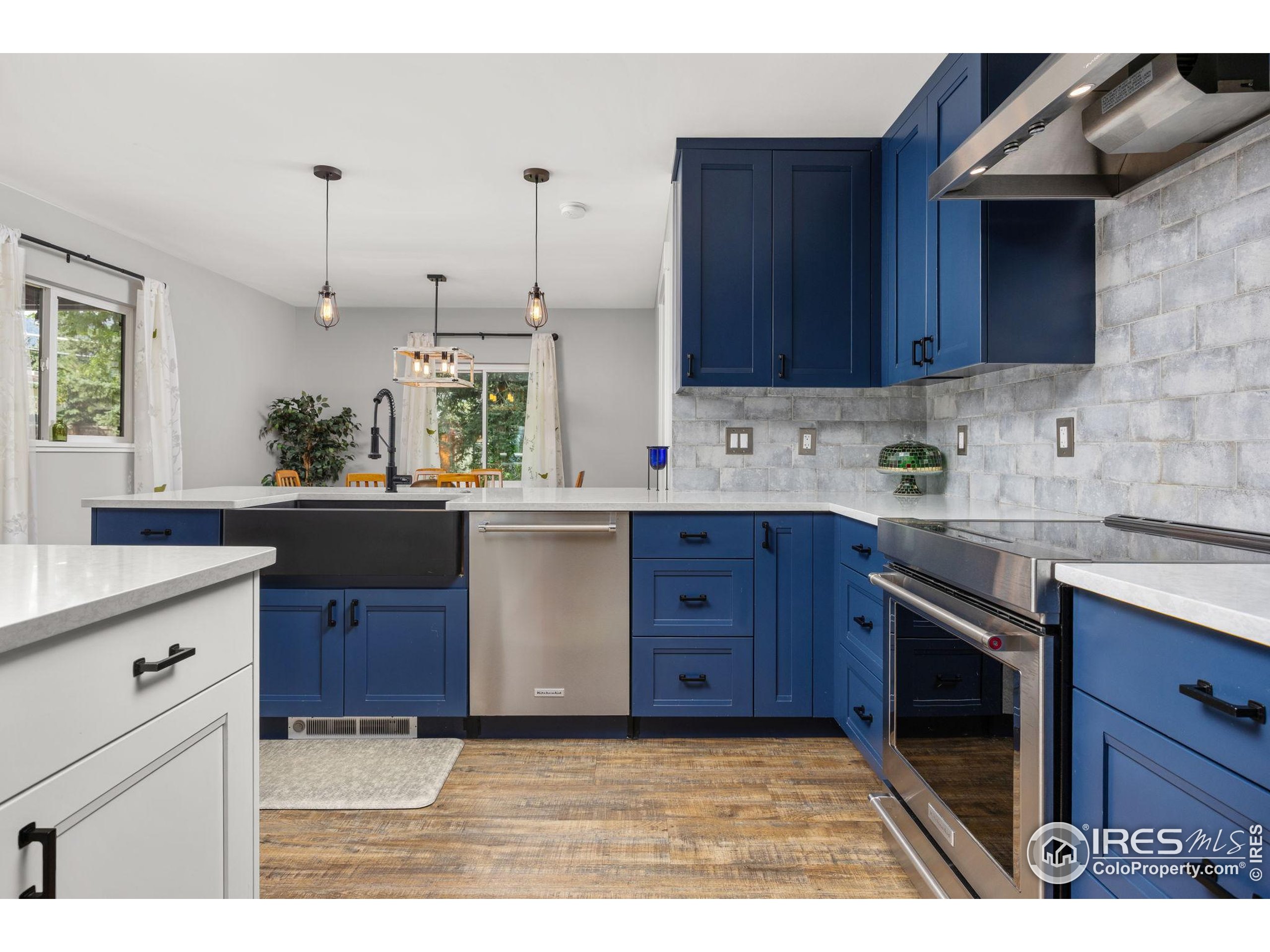 365 Mohawk Dr