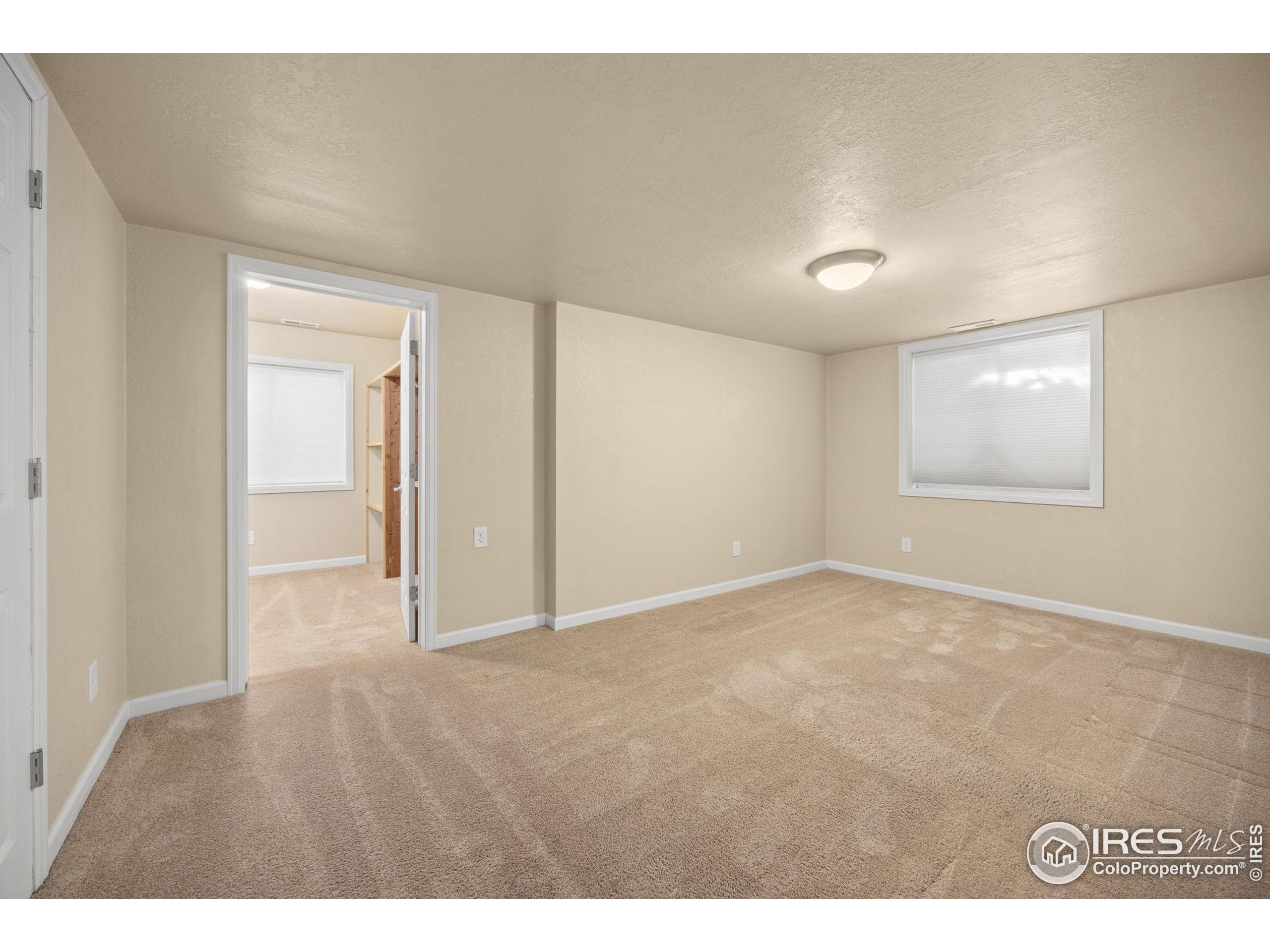 13380 Red Deer Trl