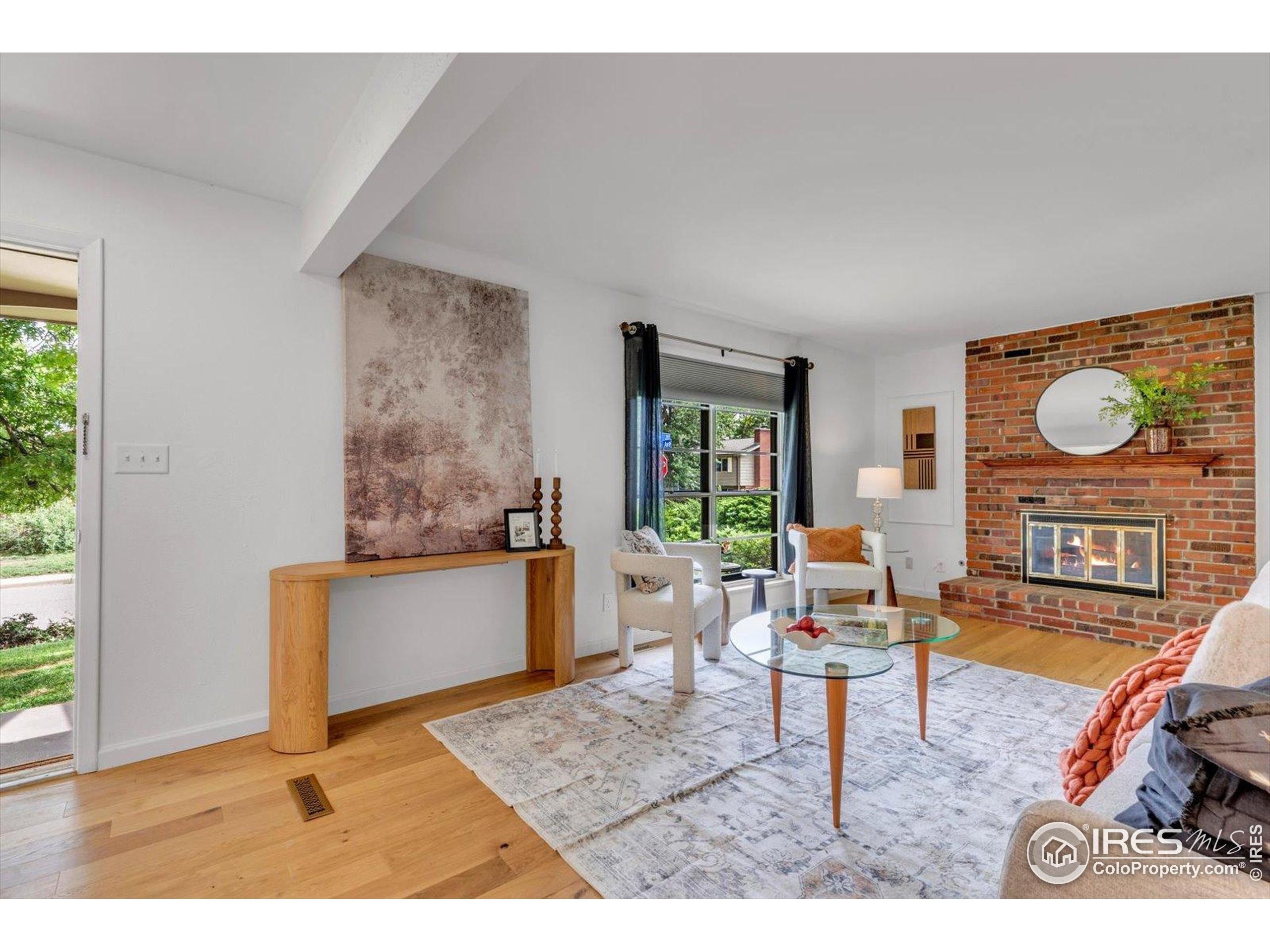 1395 Drexel St