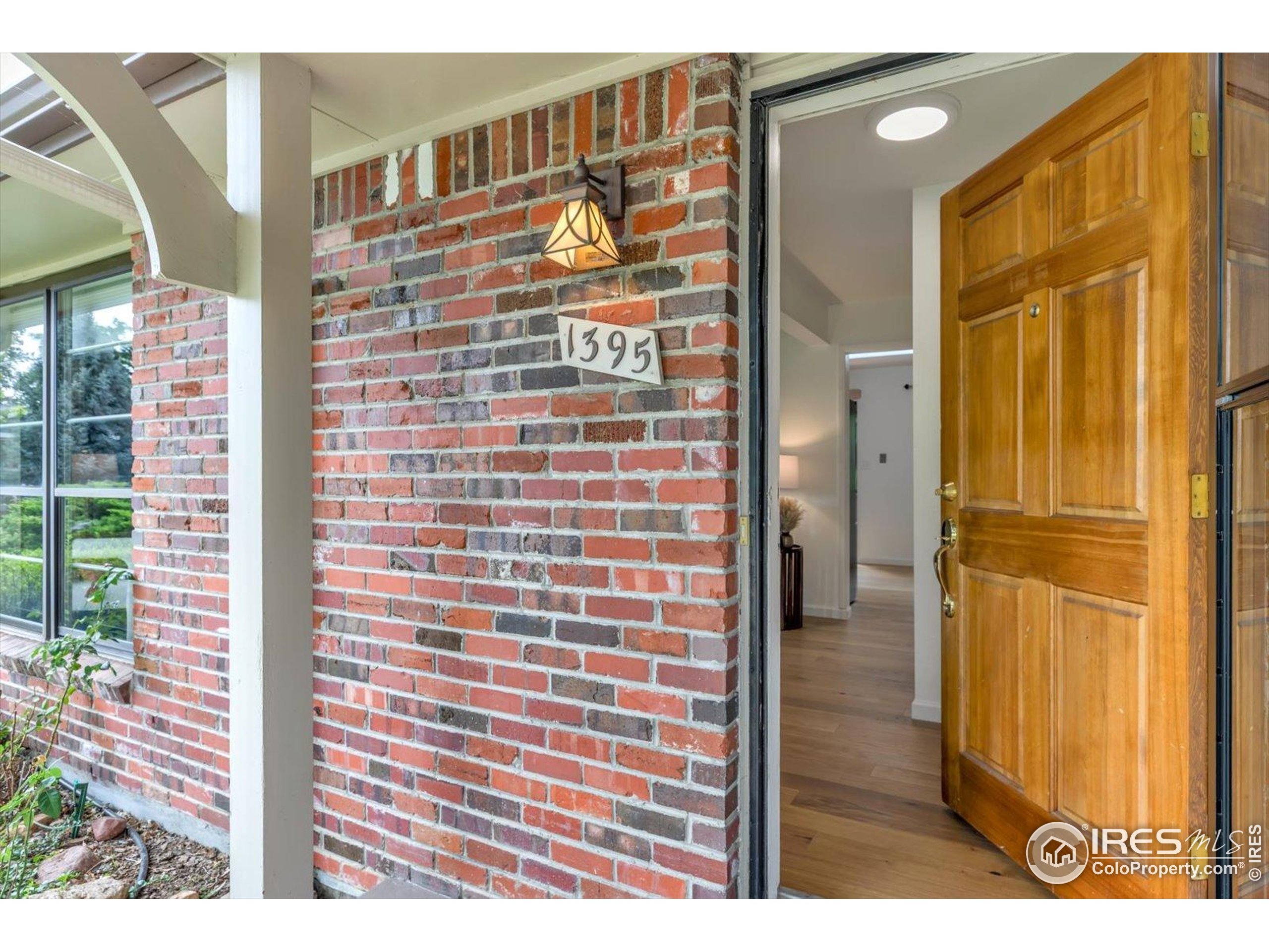 1395 Drexel St