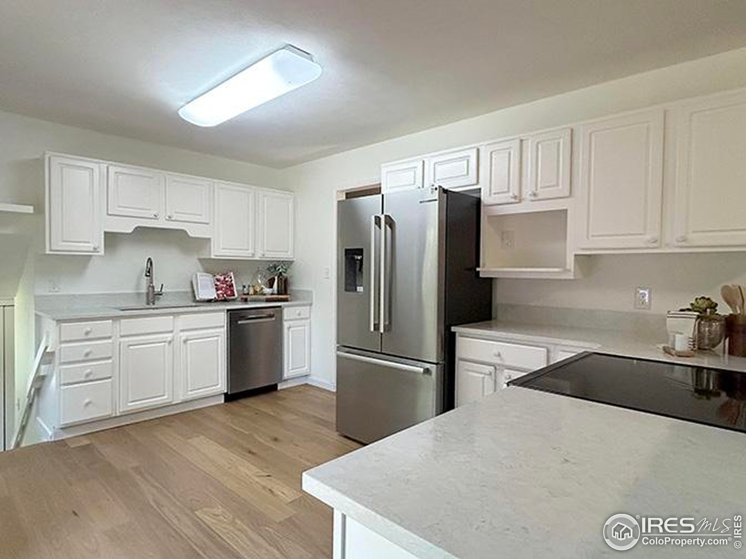 1395 Drexel St