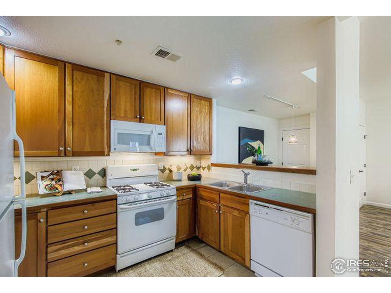 1515 Zamia Ave 3