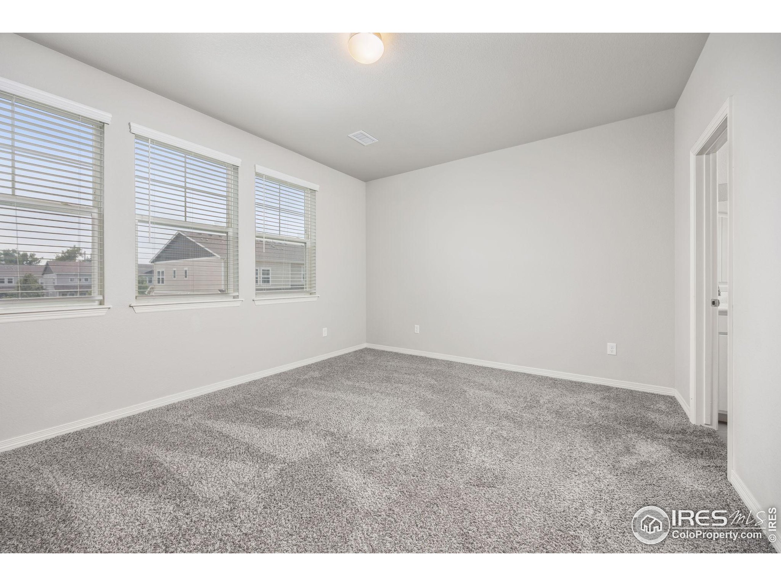 1686 Grand Ave 2
