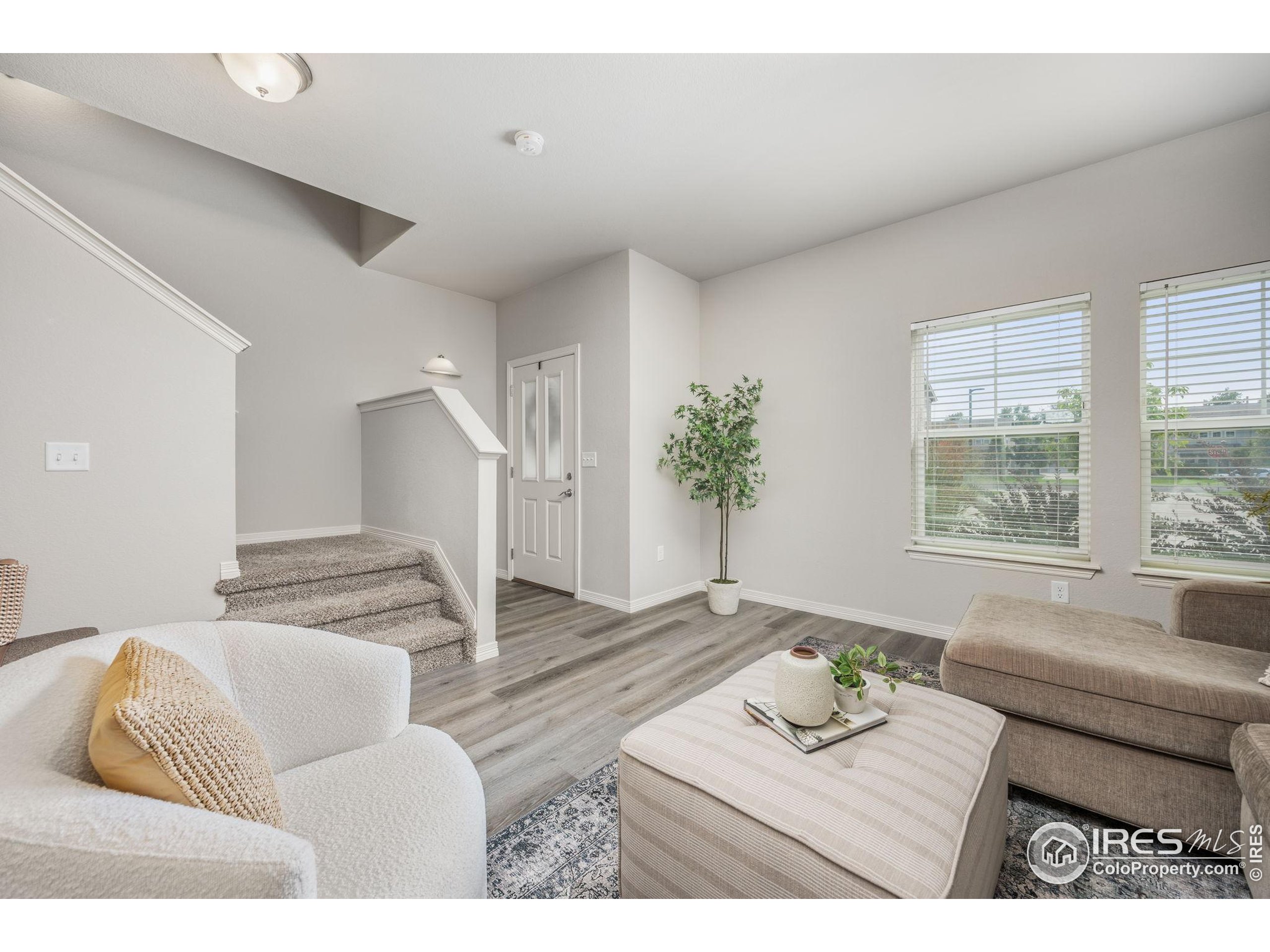 1686 Grand Ave 2