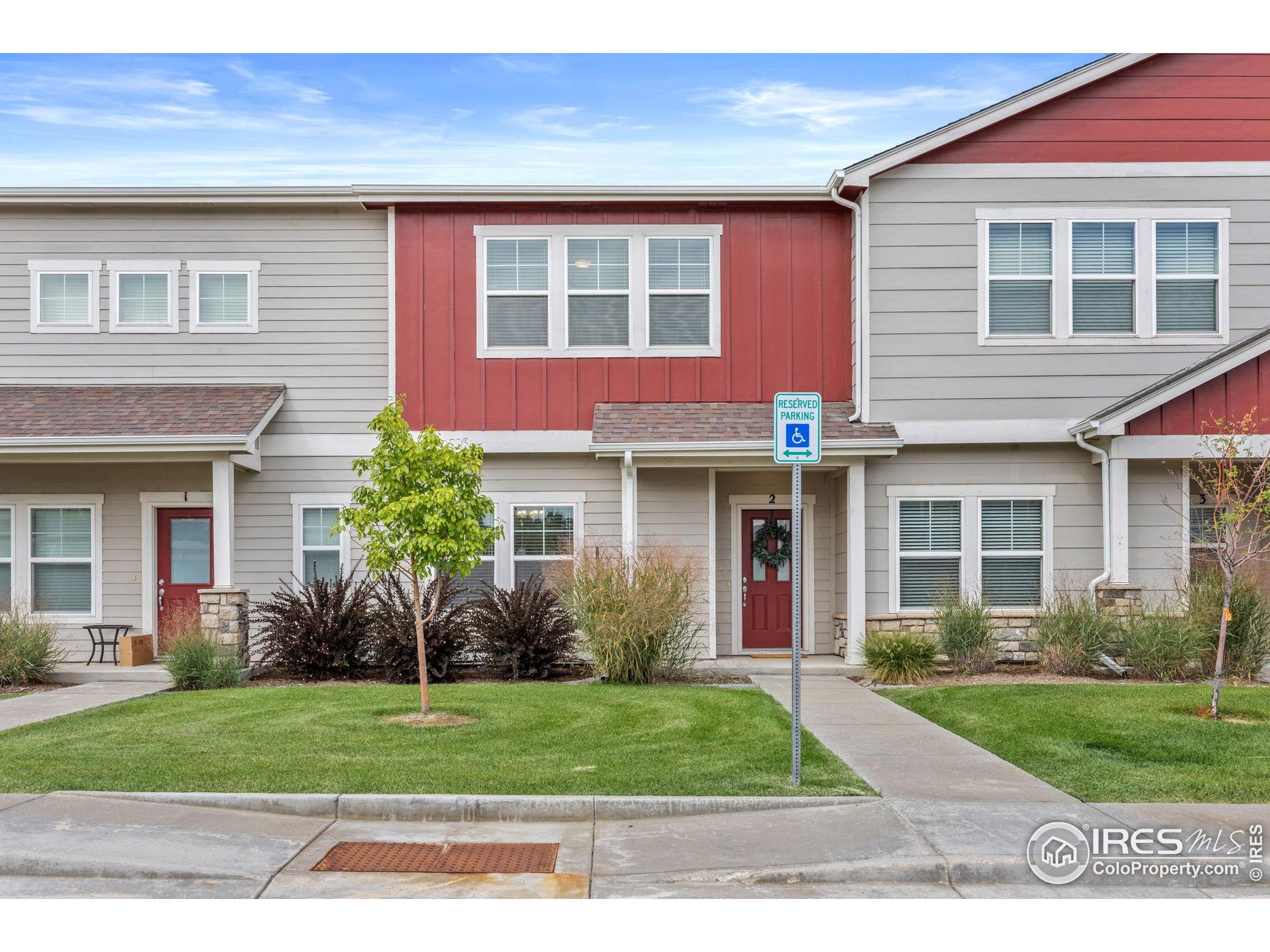 1686 Grand Ave 2