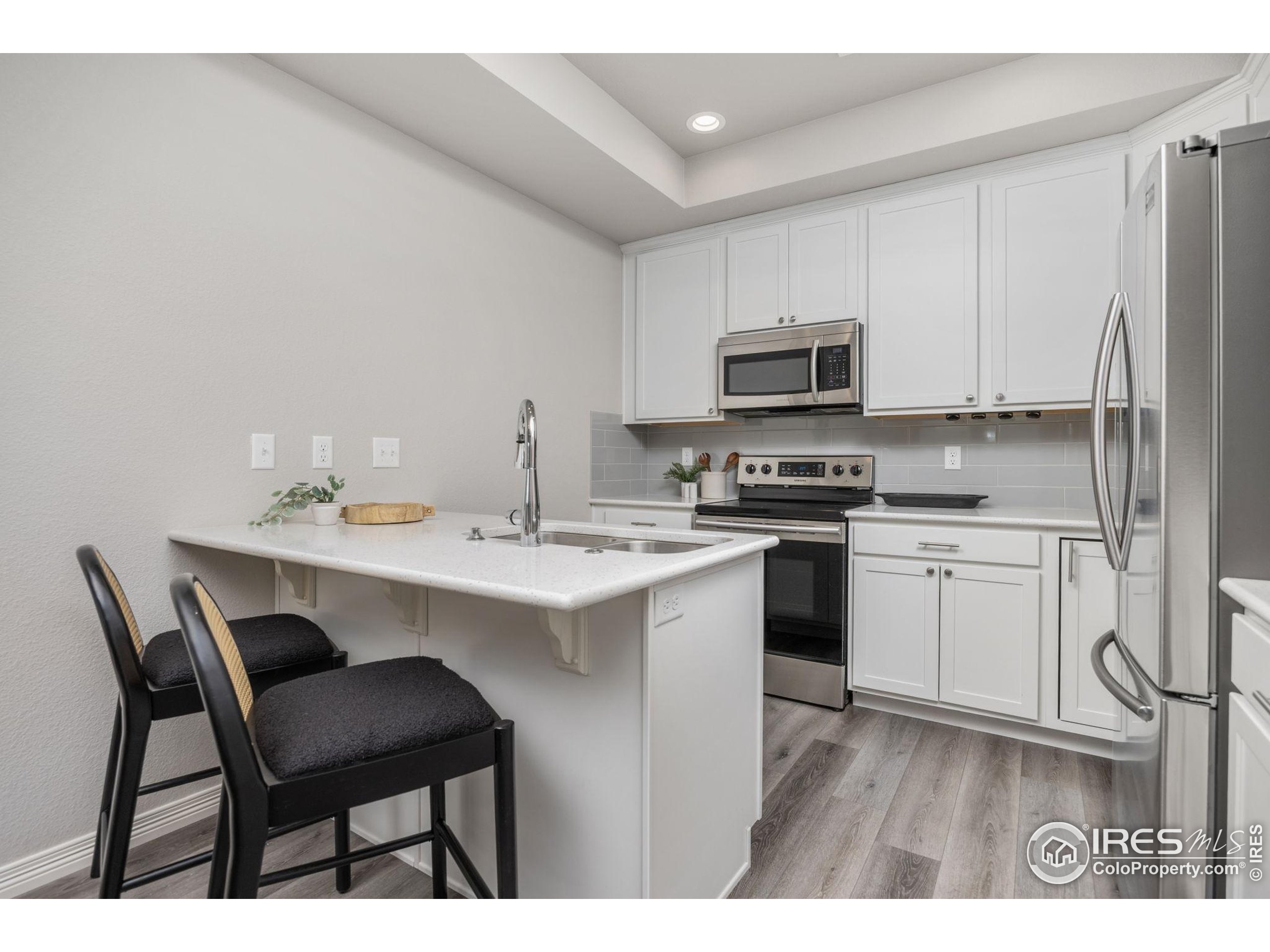 1686 Grand Ave 2