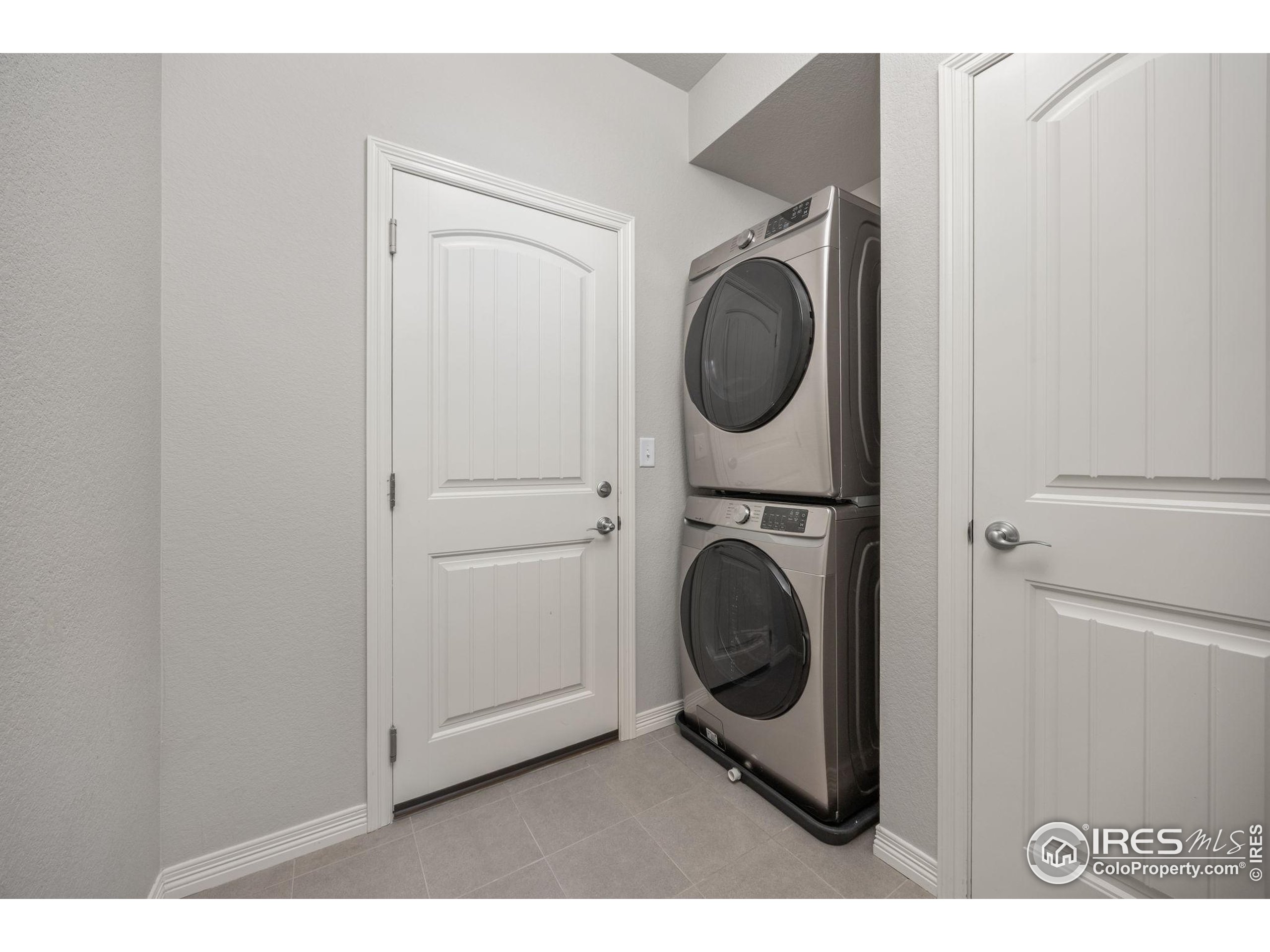 1686 Grand Ave 2