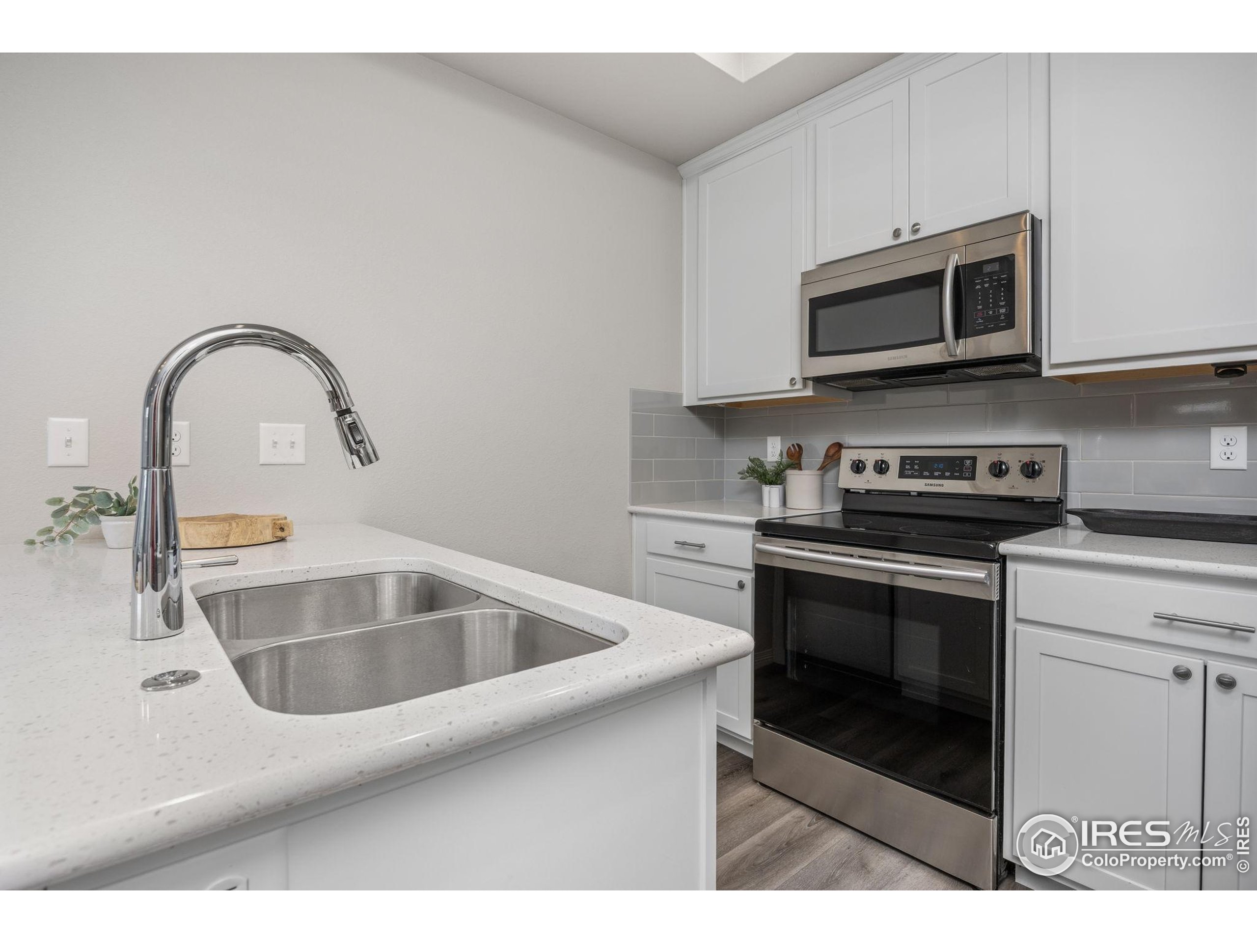 1686 Grand Ave 2