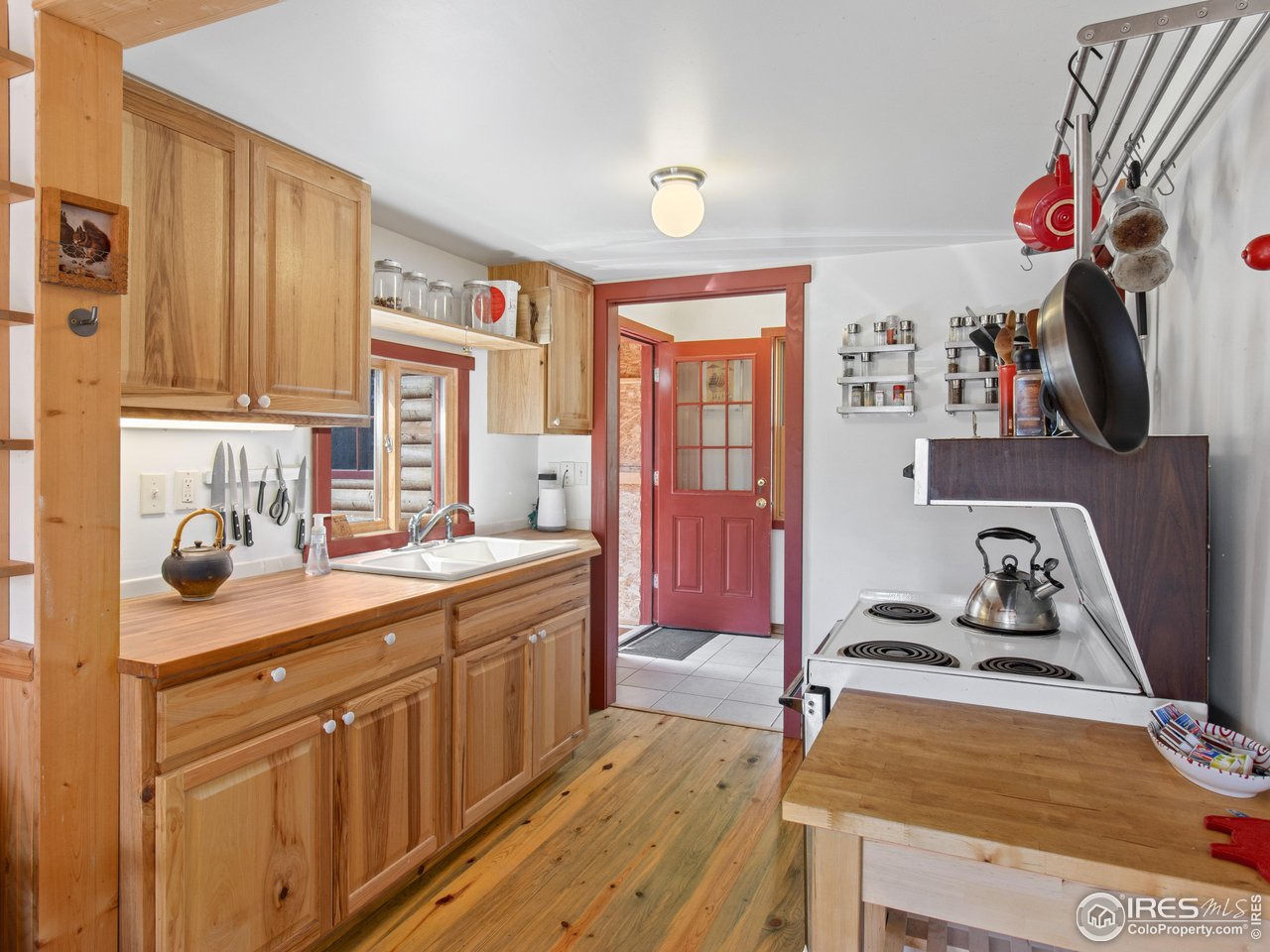 761 Cabin Creek Rd