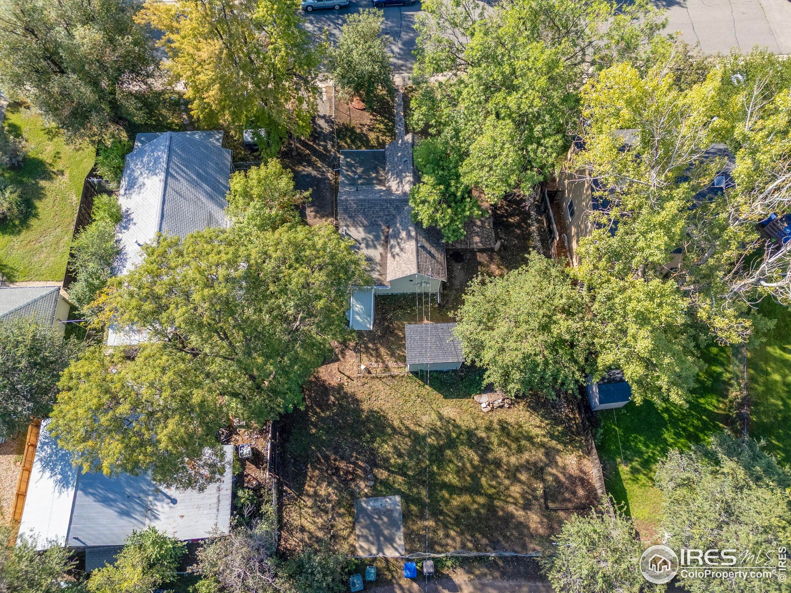 801 E Geneseo St