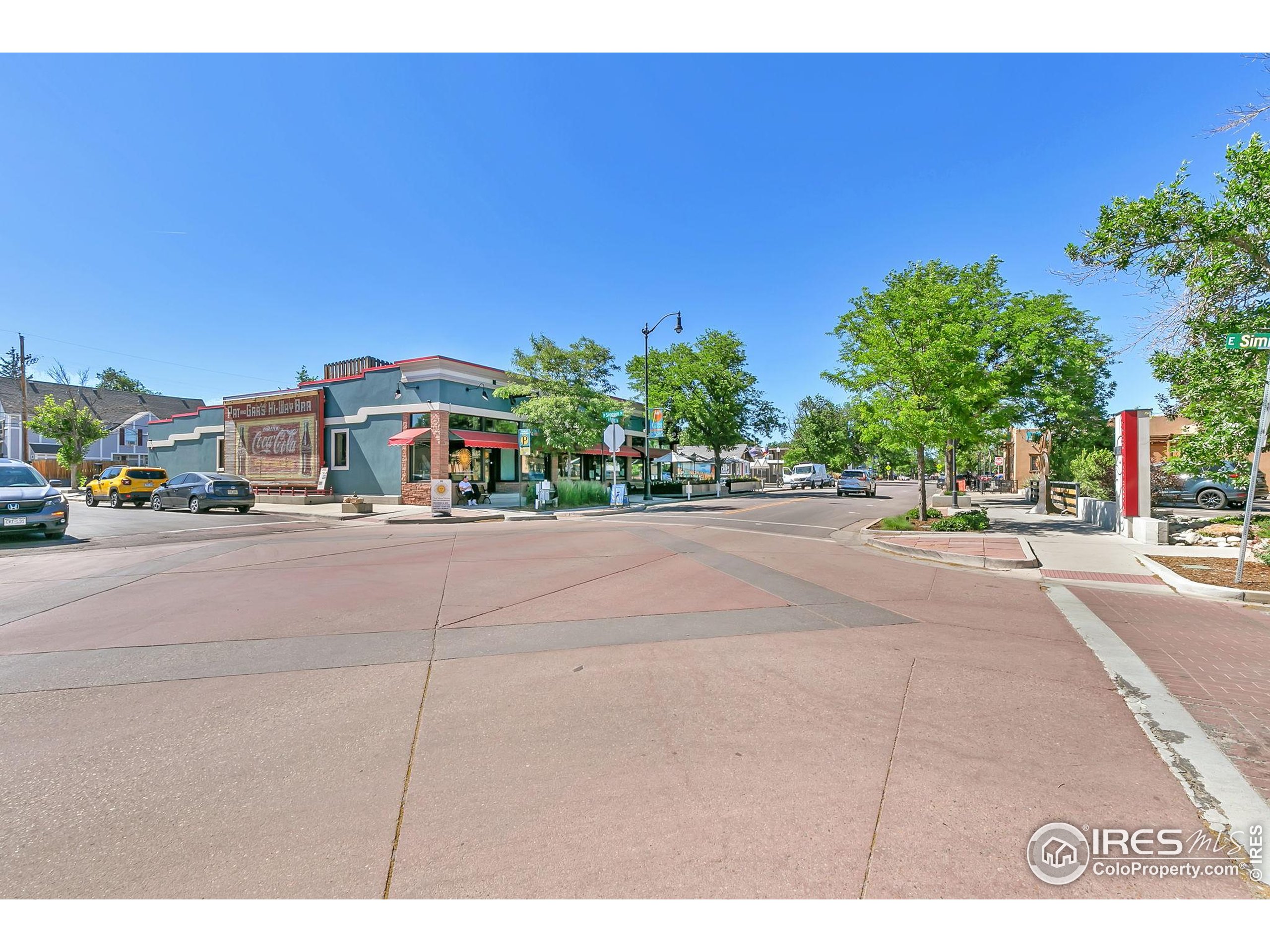 801 E Geneseo St