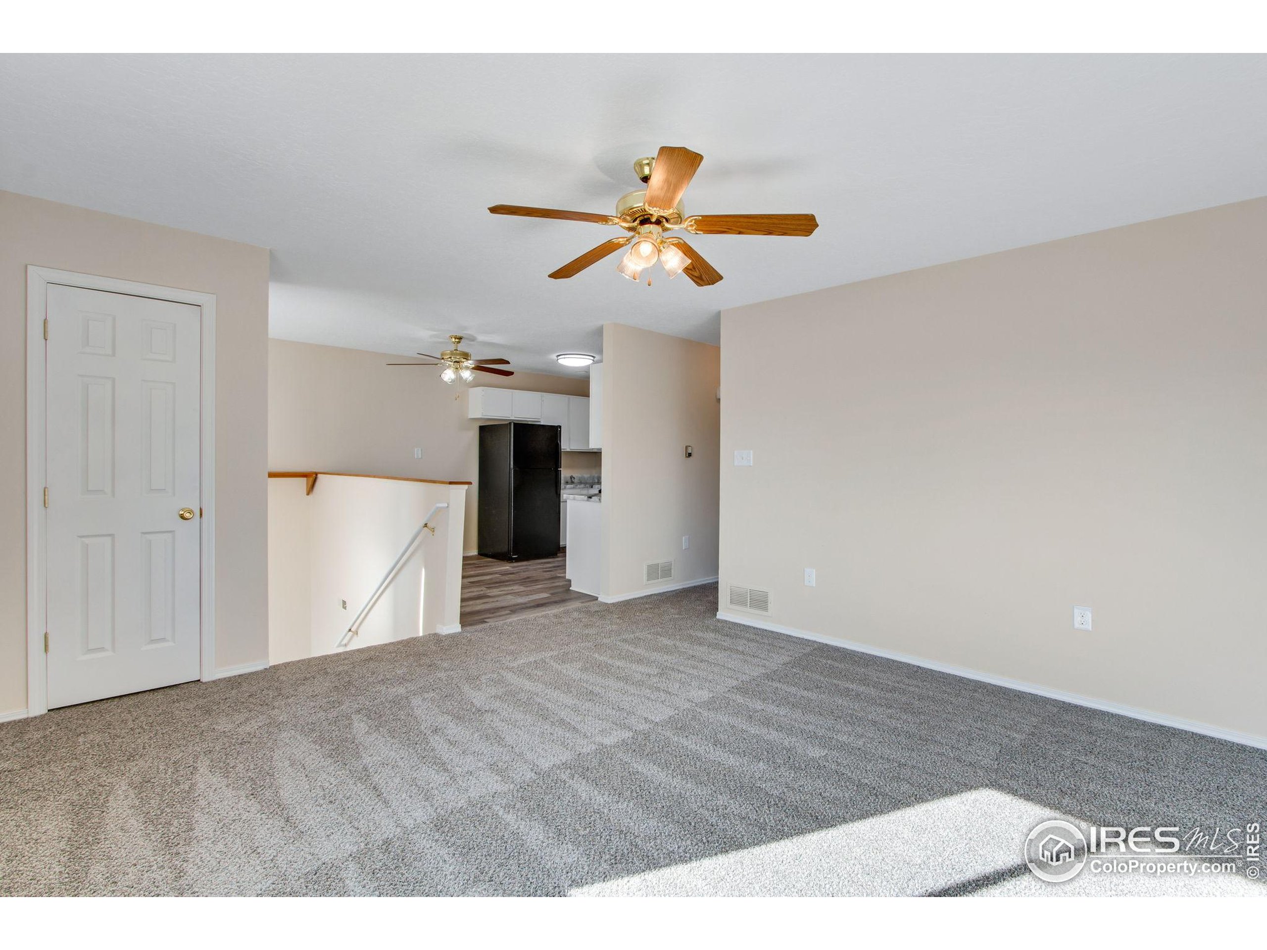 1611 42nd St