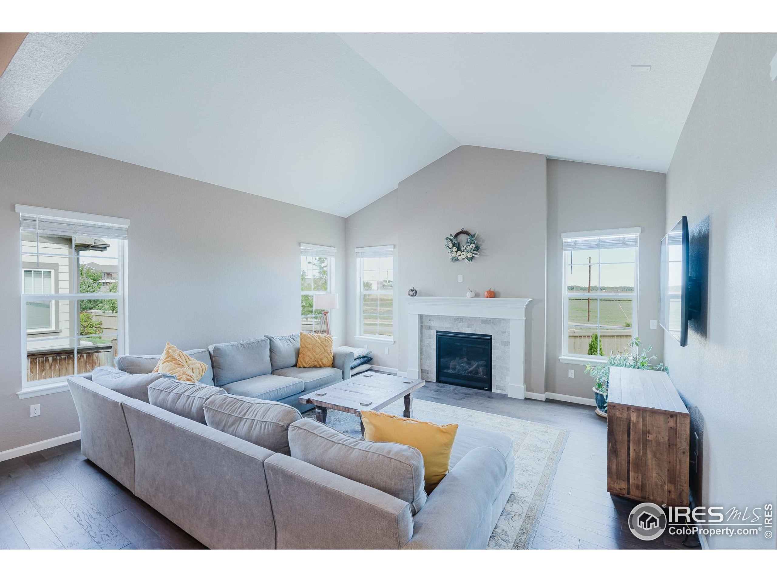 13 Western Sky Cir