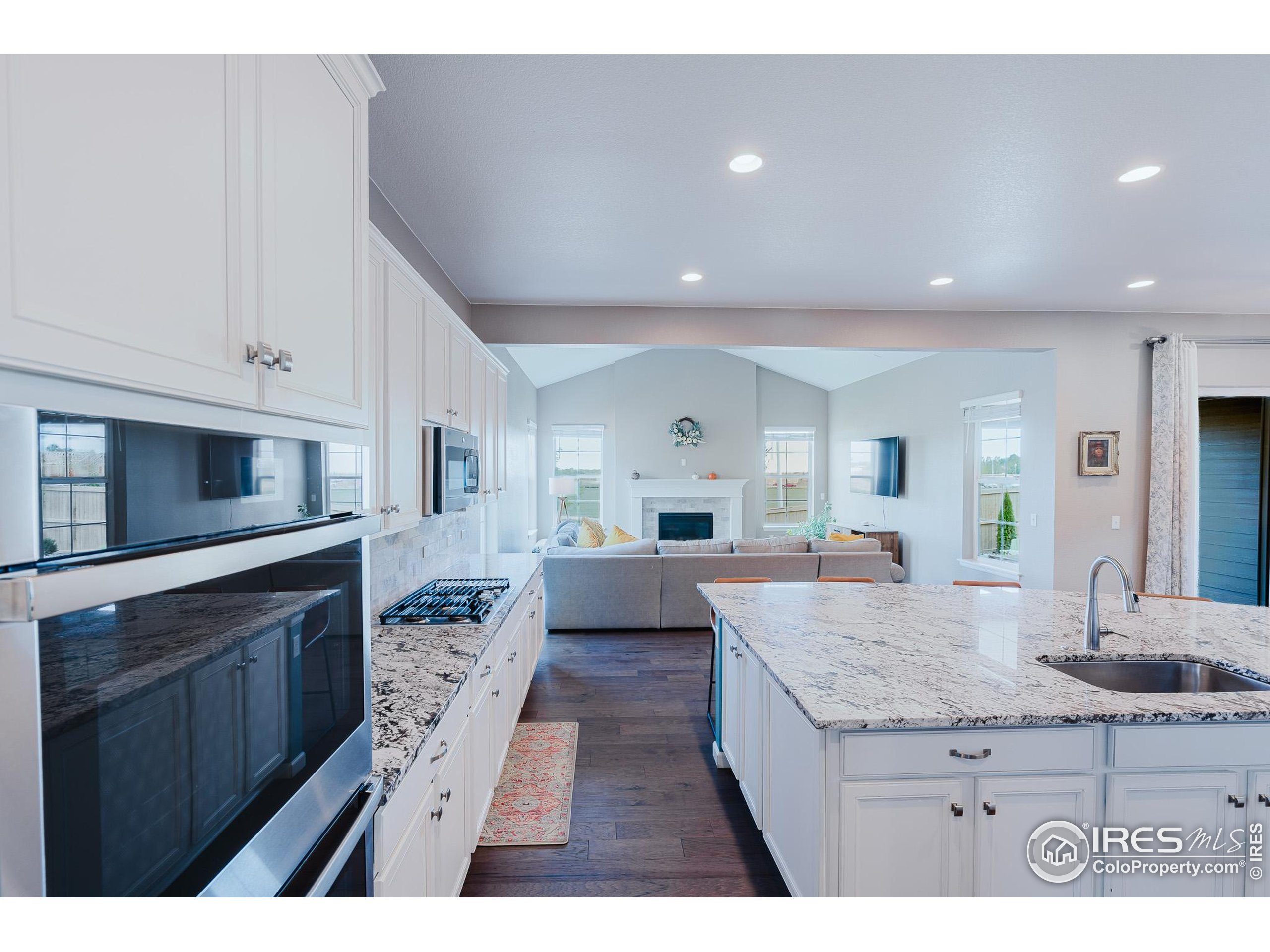13 Western Sky Cir