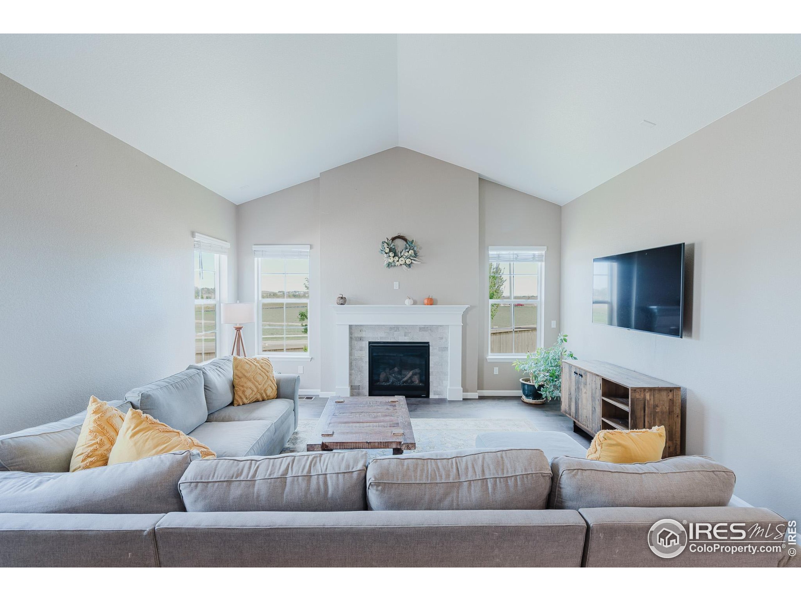 13 Western Sky Cir