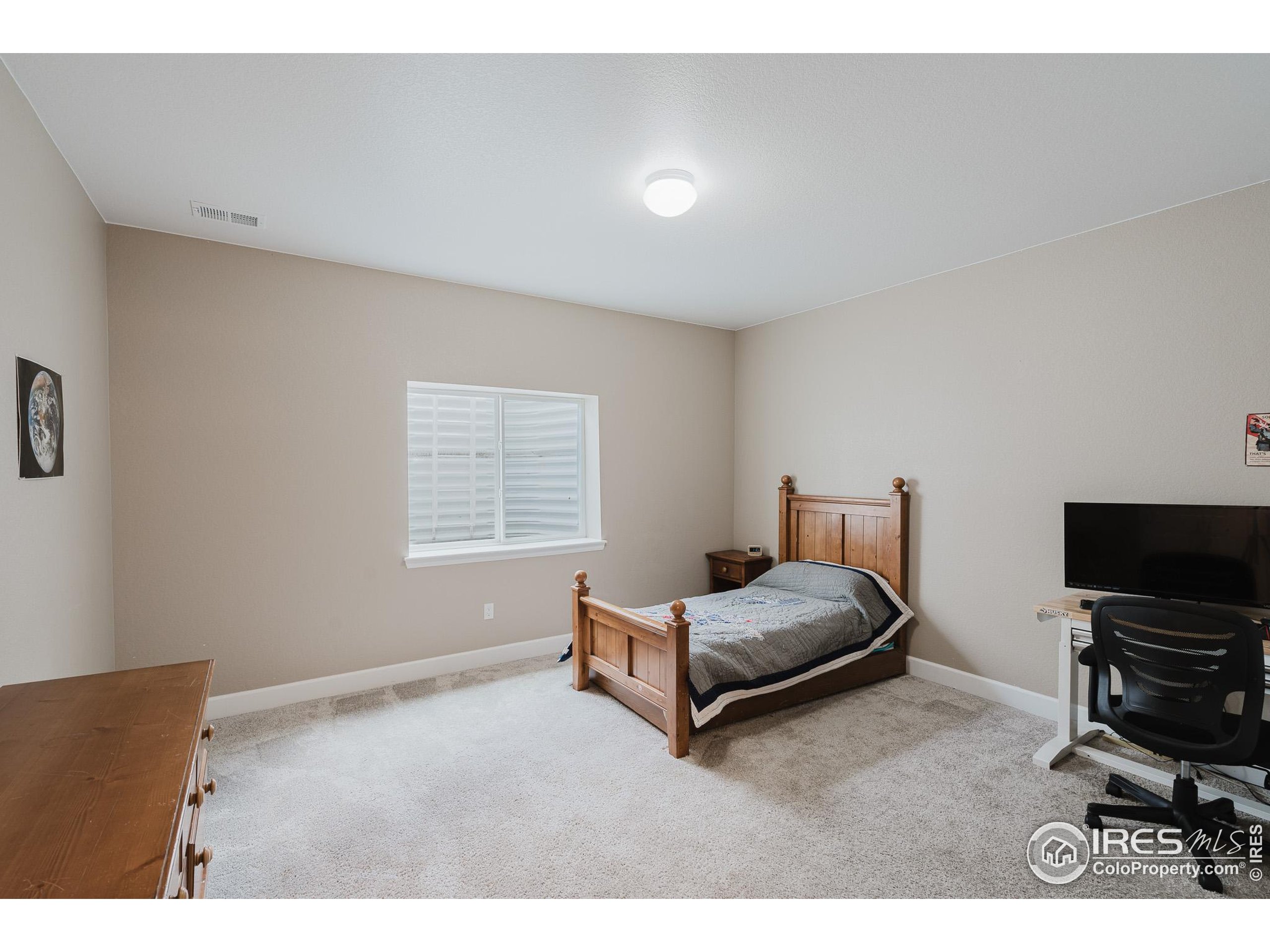13 Western Sky Cir
