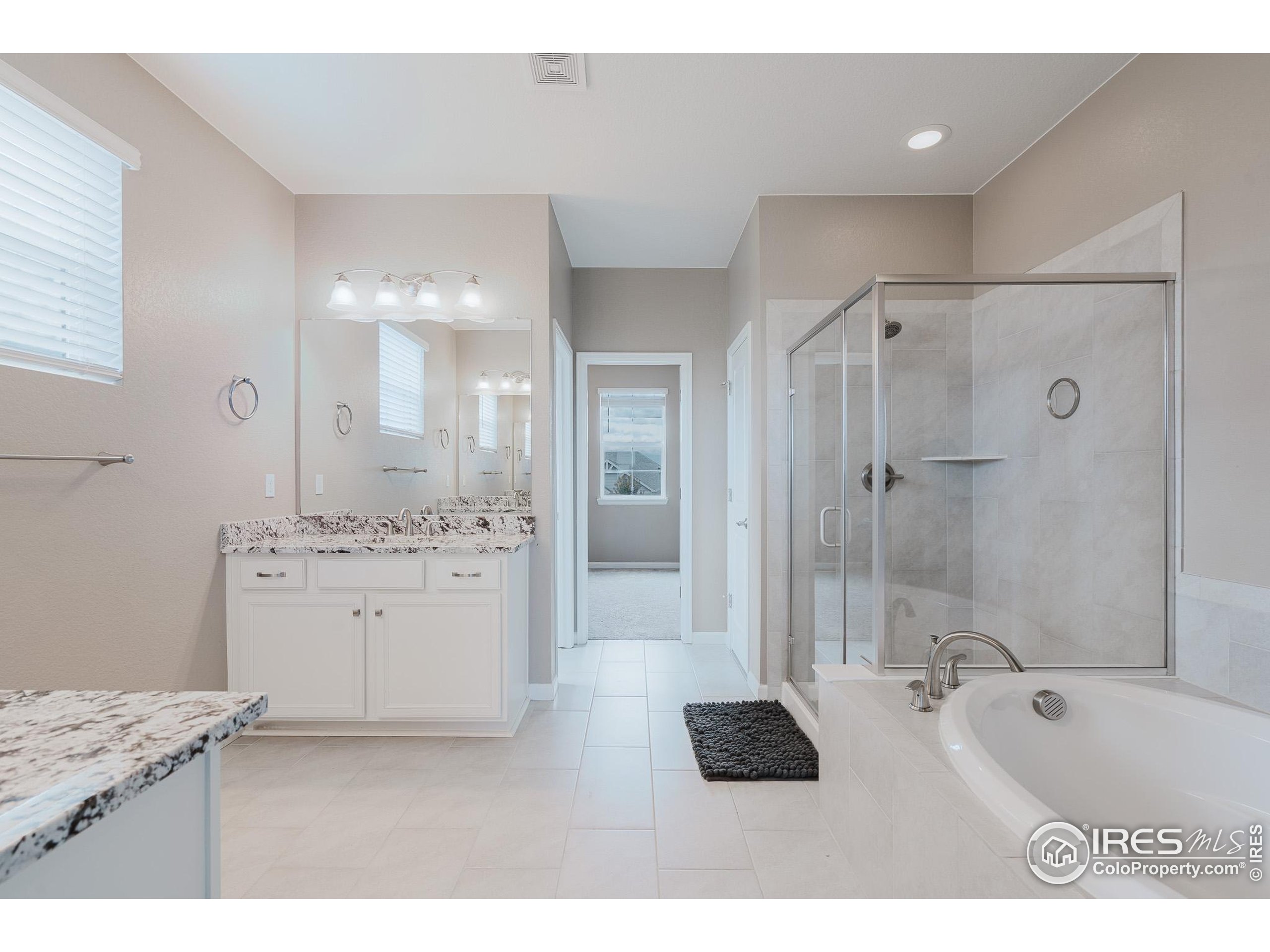 13 Western Sky Cir