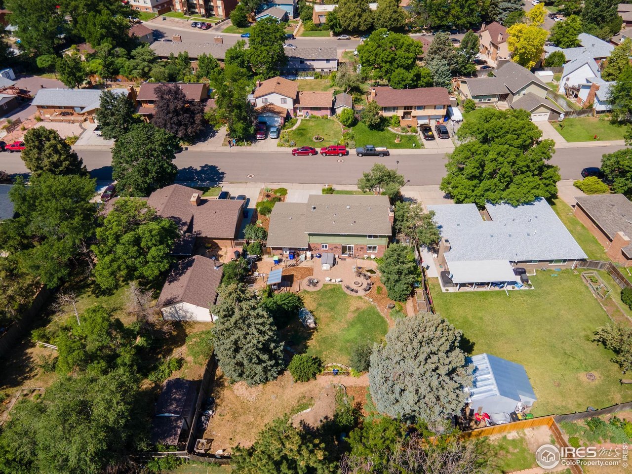 2062 27th Ave