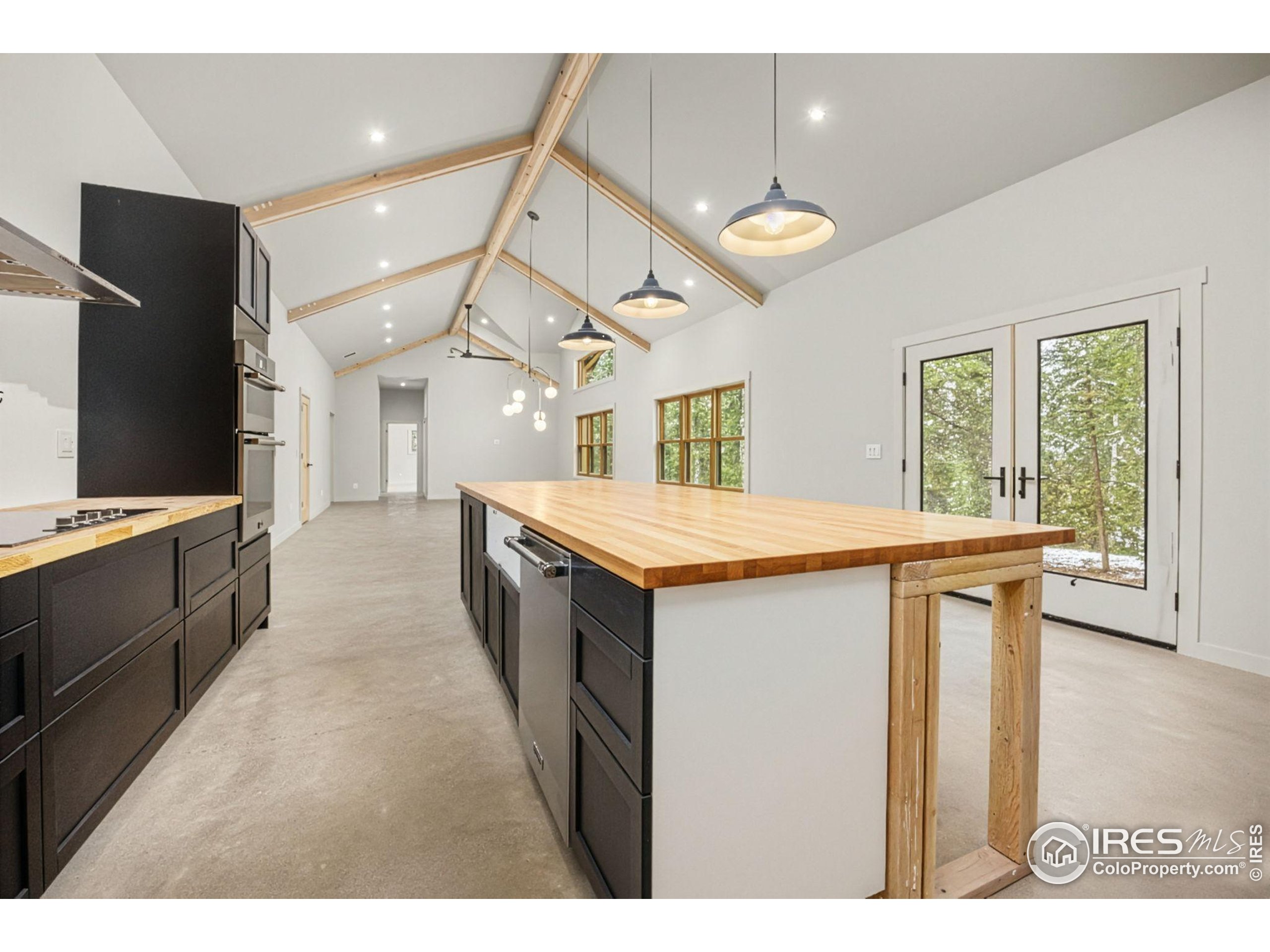 200 Severance Lodge
