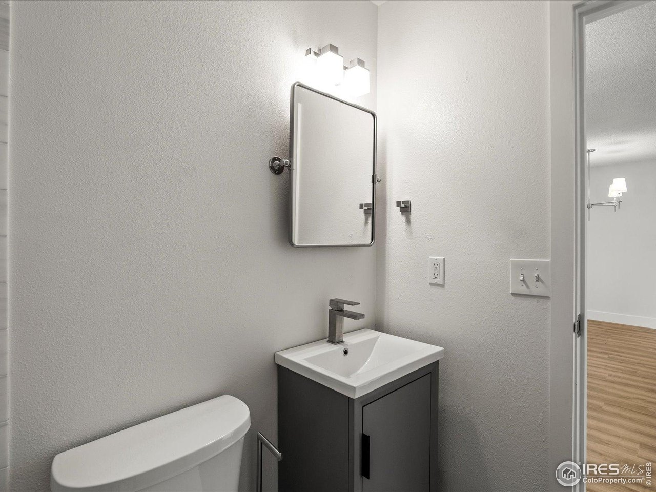 3120 Corona Trl L-301