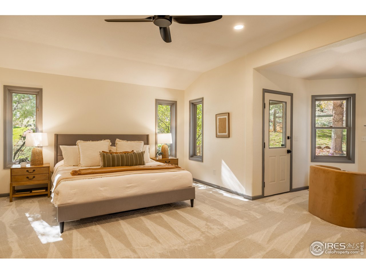 6465 Hidden Springs Rd