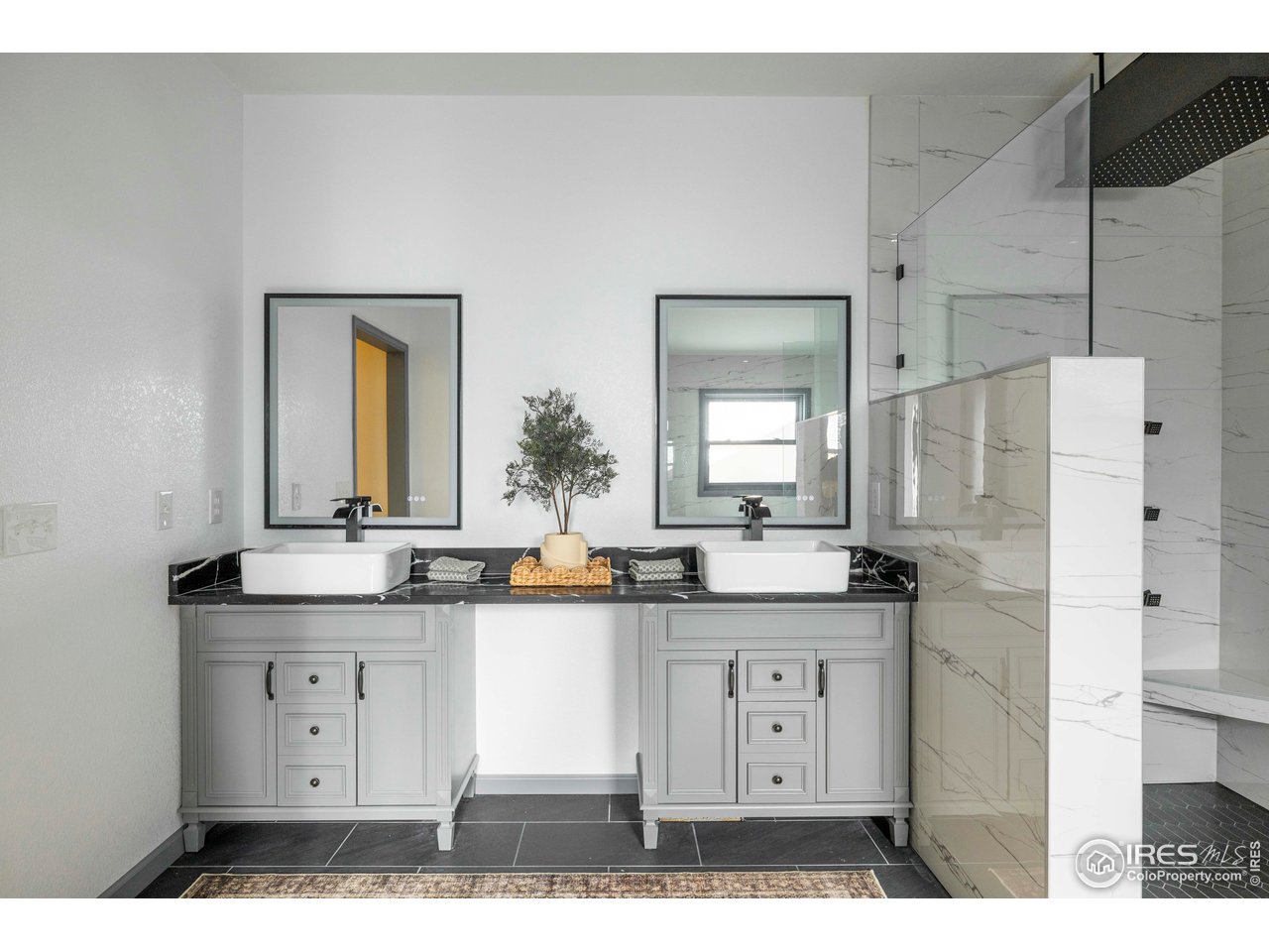 6465 Hidden Springs Rd