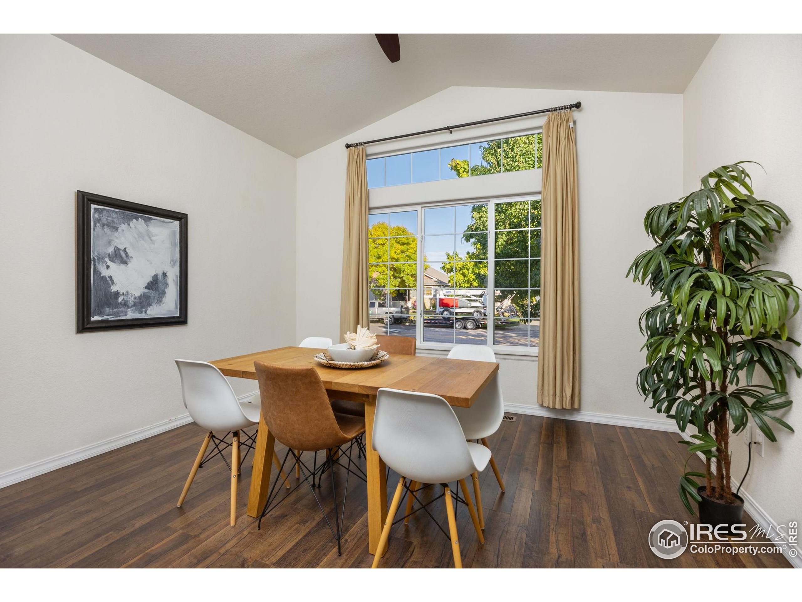 2503 Thoreau Dr