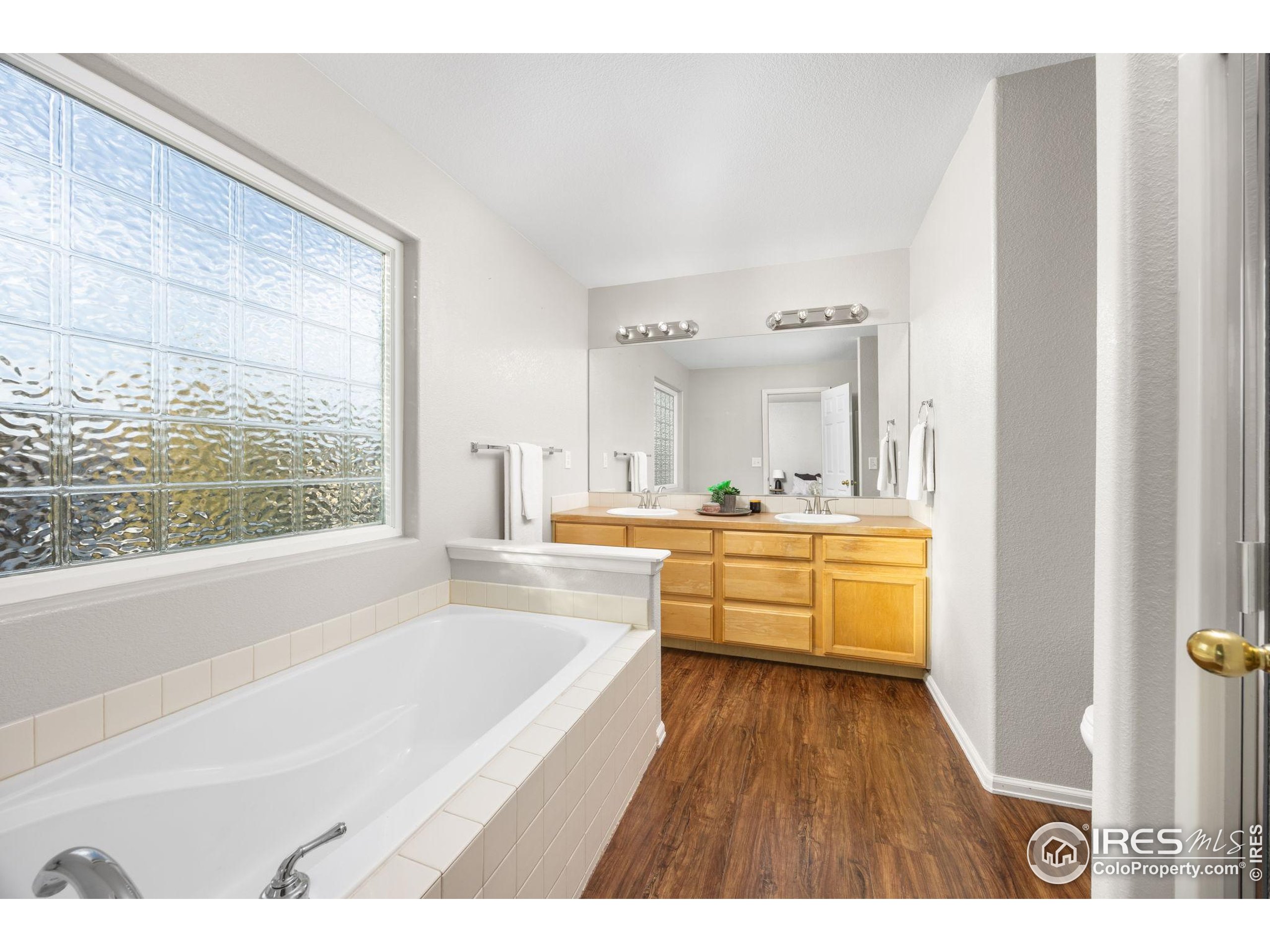 2503 Thoreau Dr